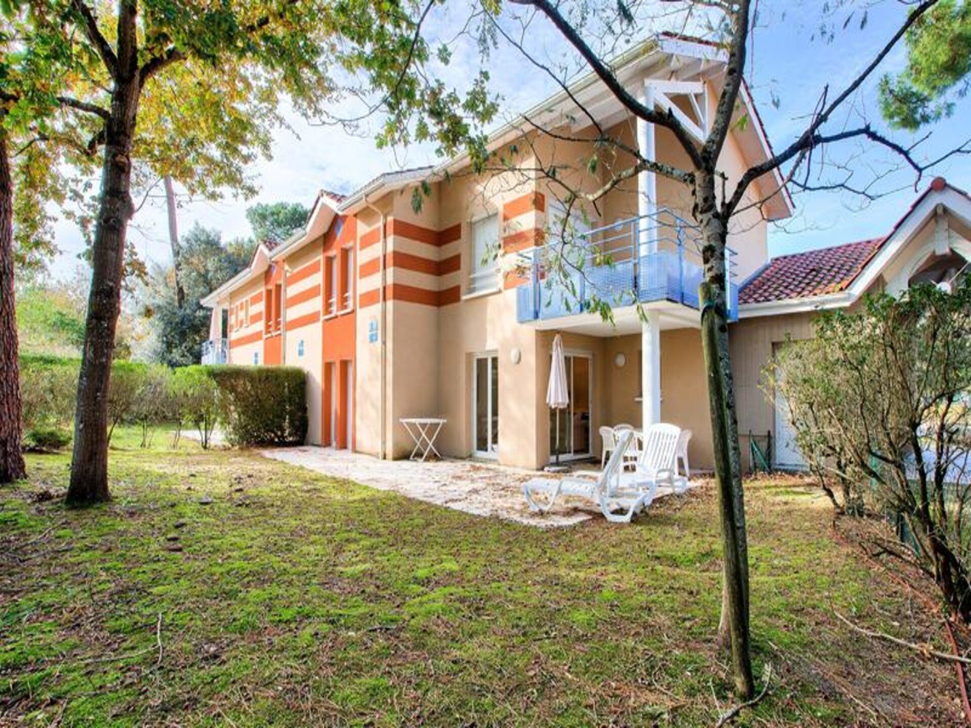 Ruim appartement in Soulac-sur-Mer met tuin, vlakbij de oceaan - foto 32