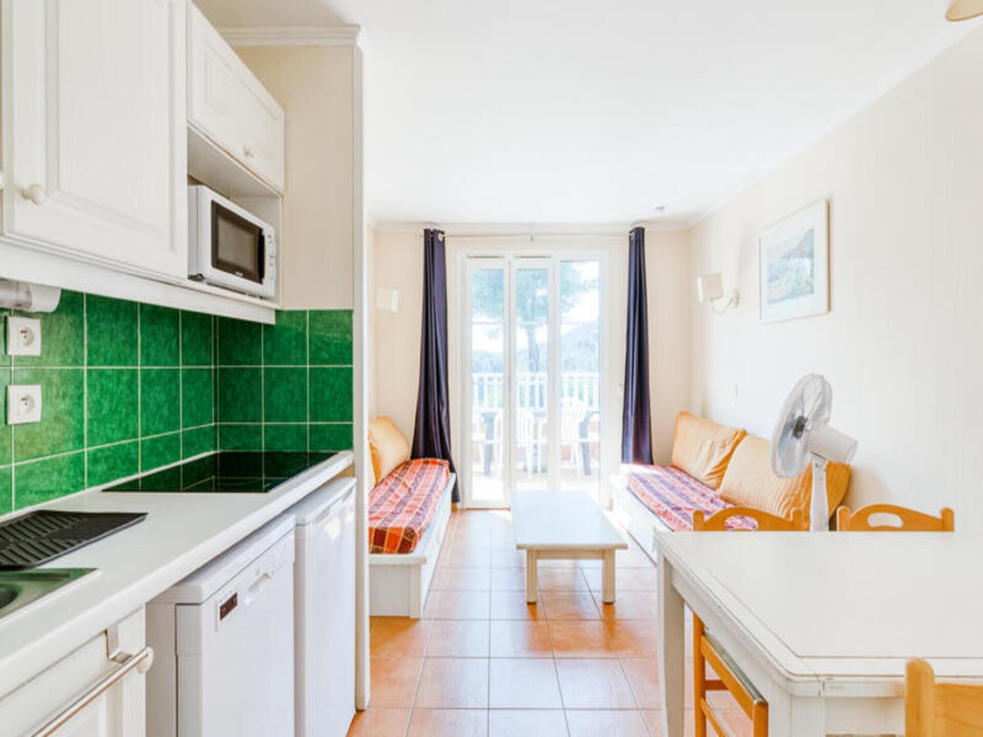 Knus appartement bij het meer op 4 km van de Middellandse Zee - foto 9