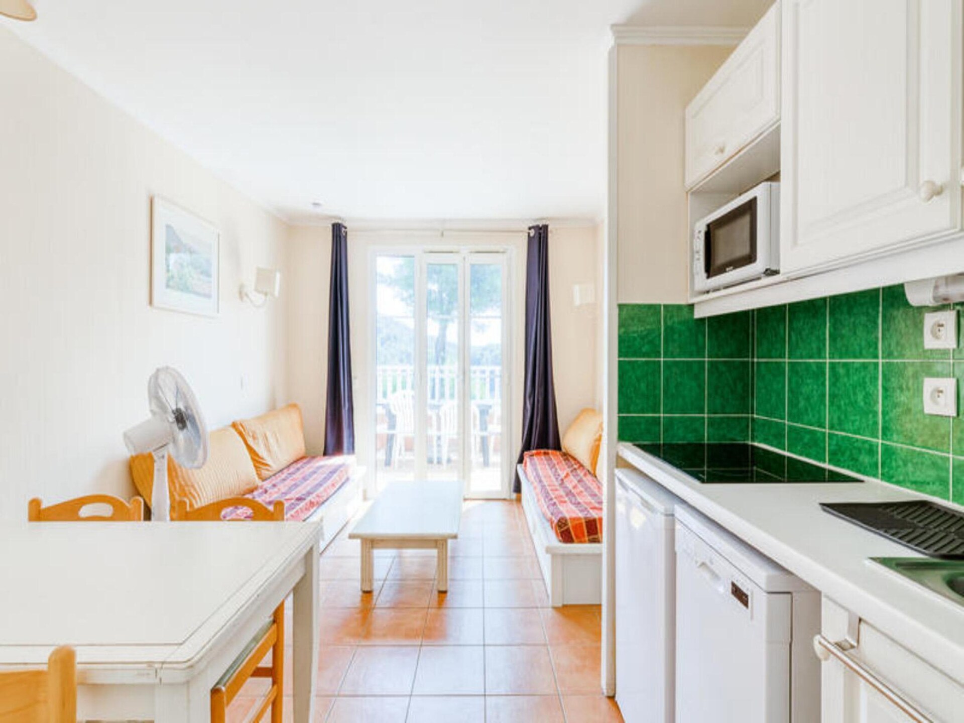 Knus appartement bij het meer op 4 km van de Middellandse Zee - foto 10