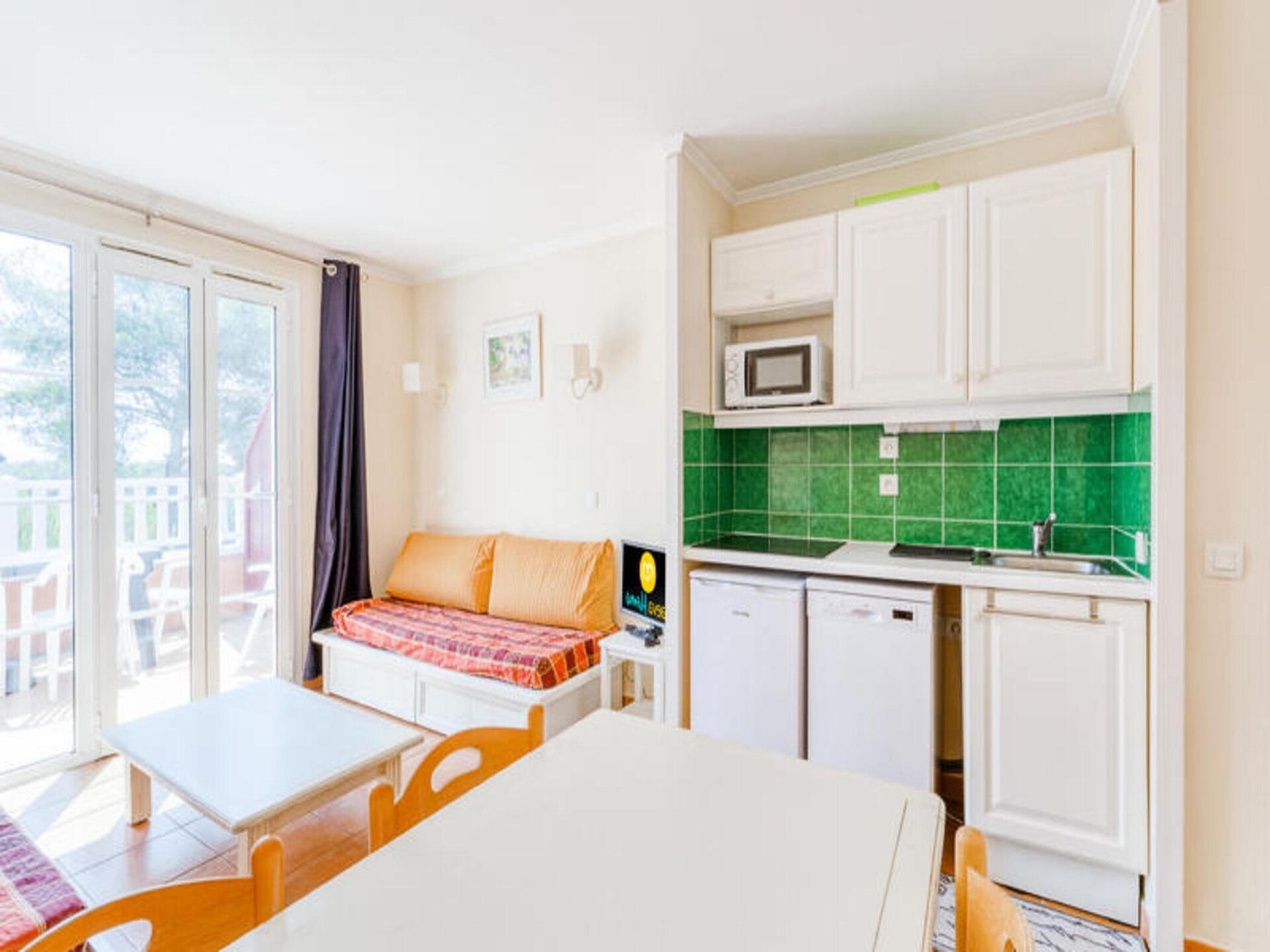 Knus appartement bij het meer op 4 km van de Middellandse Zee - foto 8