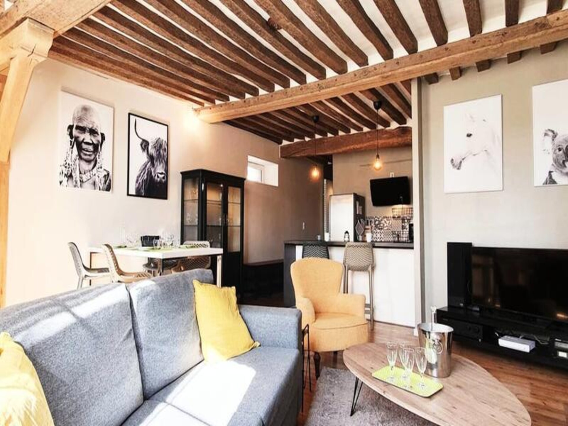 Stijlvol appartement in historisch St. Sauveur, Caen – vlakbij centrum - foto 3