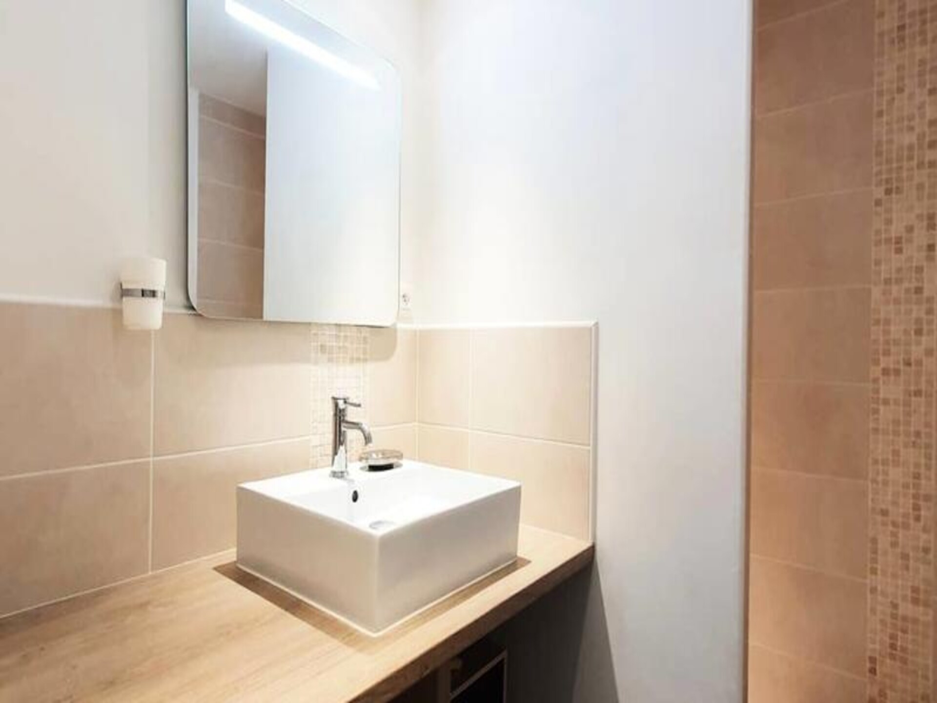 Stijlvol appartement in historisch St. Sauveur, Caen – vlakbij centrum - foto 10