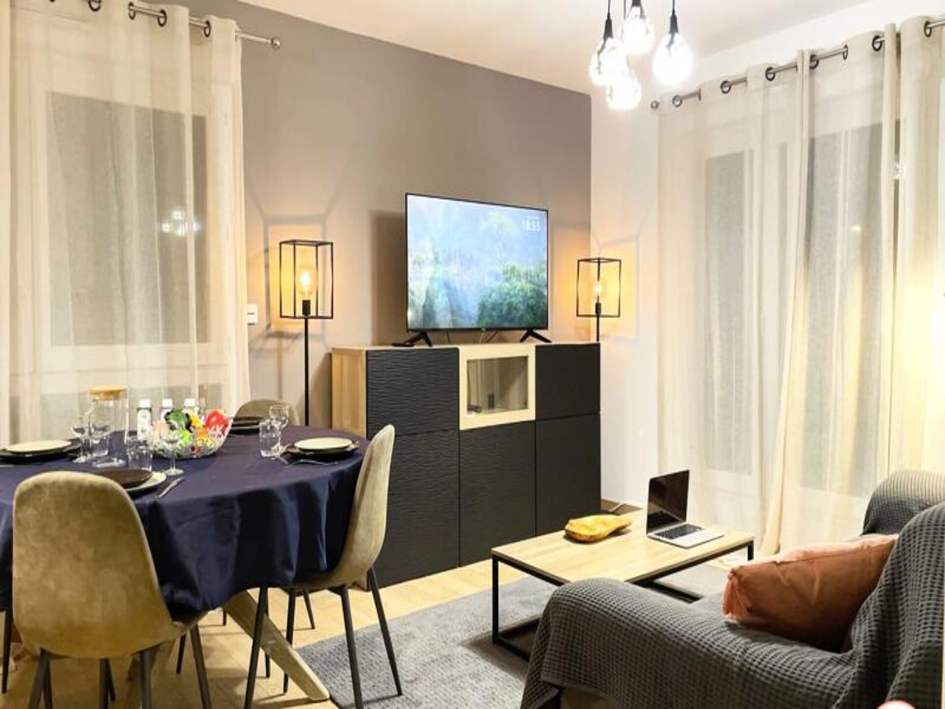 Modern appartement in Caen met parkeren en terras - foto 9