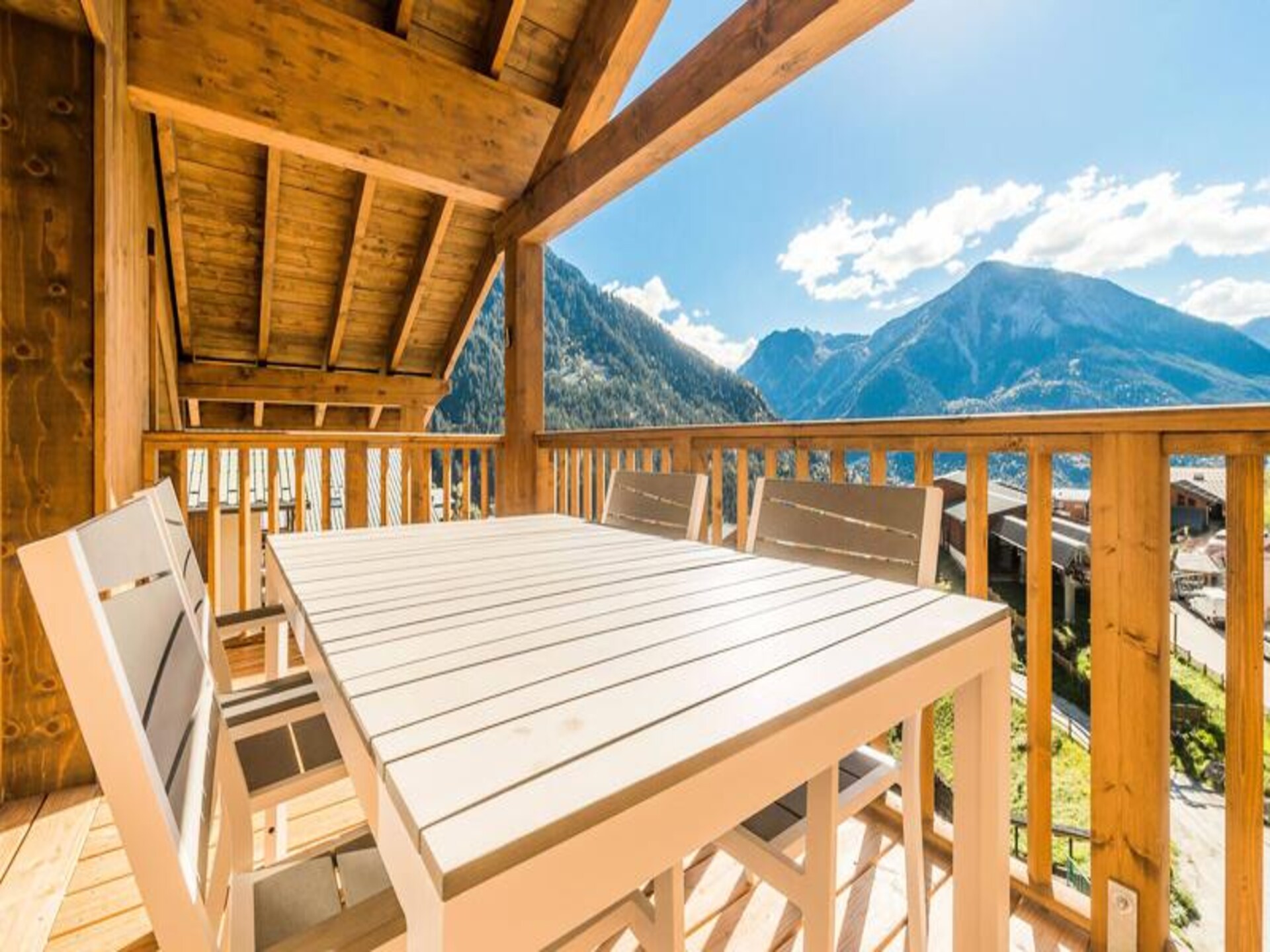 Riant 6-persoons appartement in Champagny-en-Vanoise, direct aan de gondel - foto 5