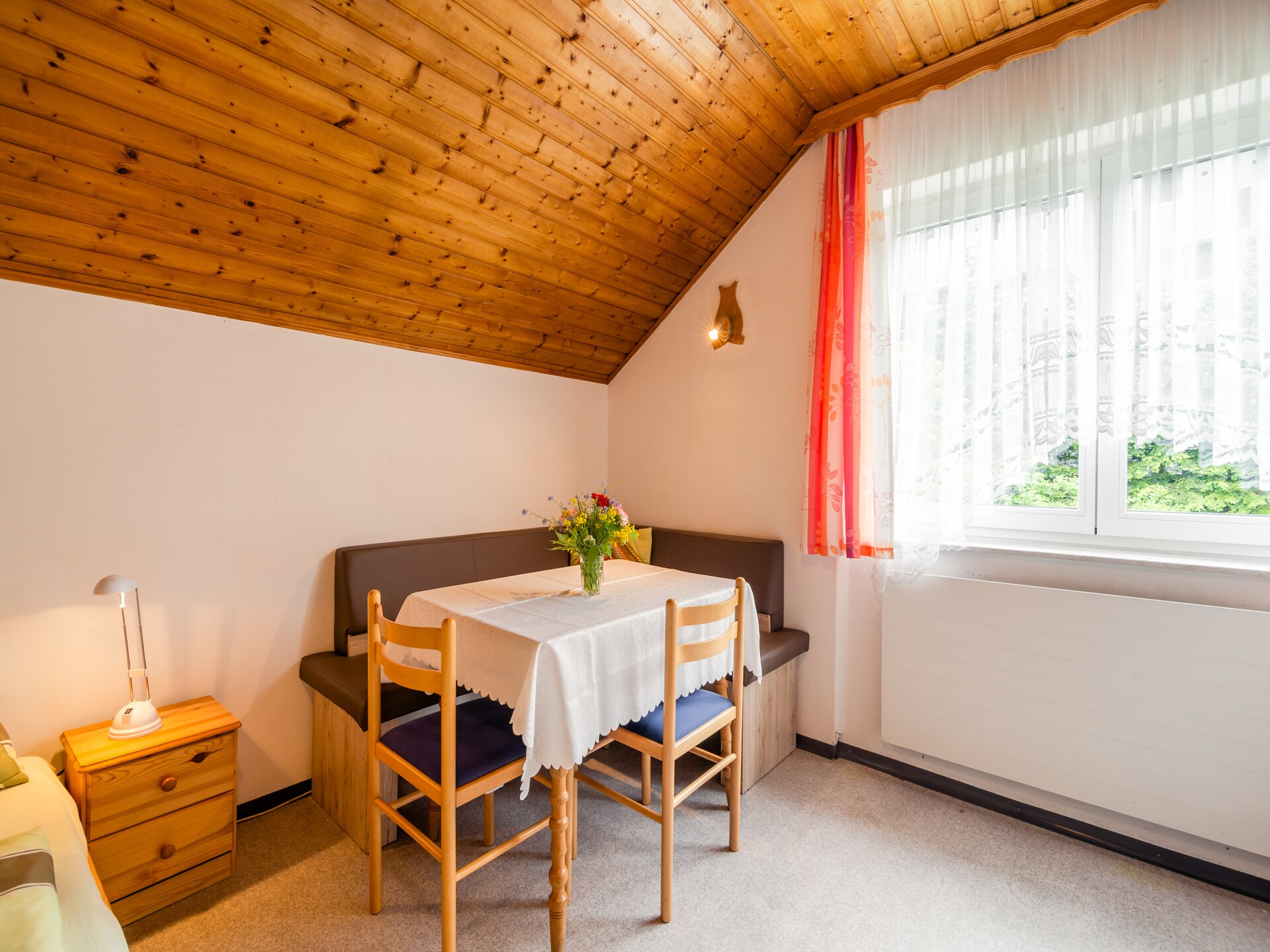 Zonnig appartement met balkon en zwembad, vlakbij skigebied Nassfeld - foto 3