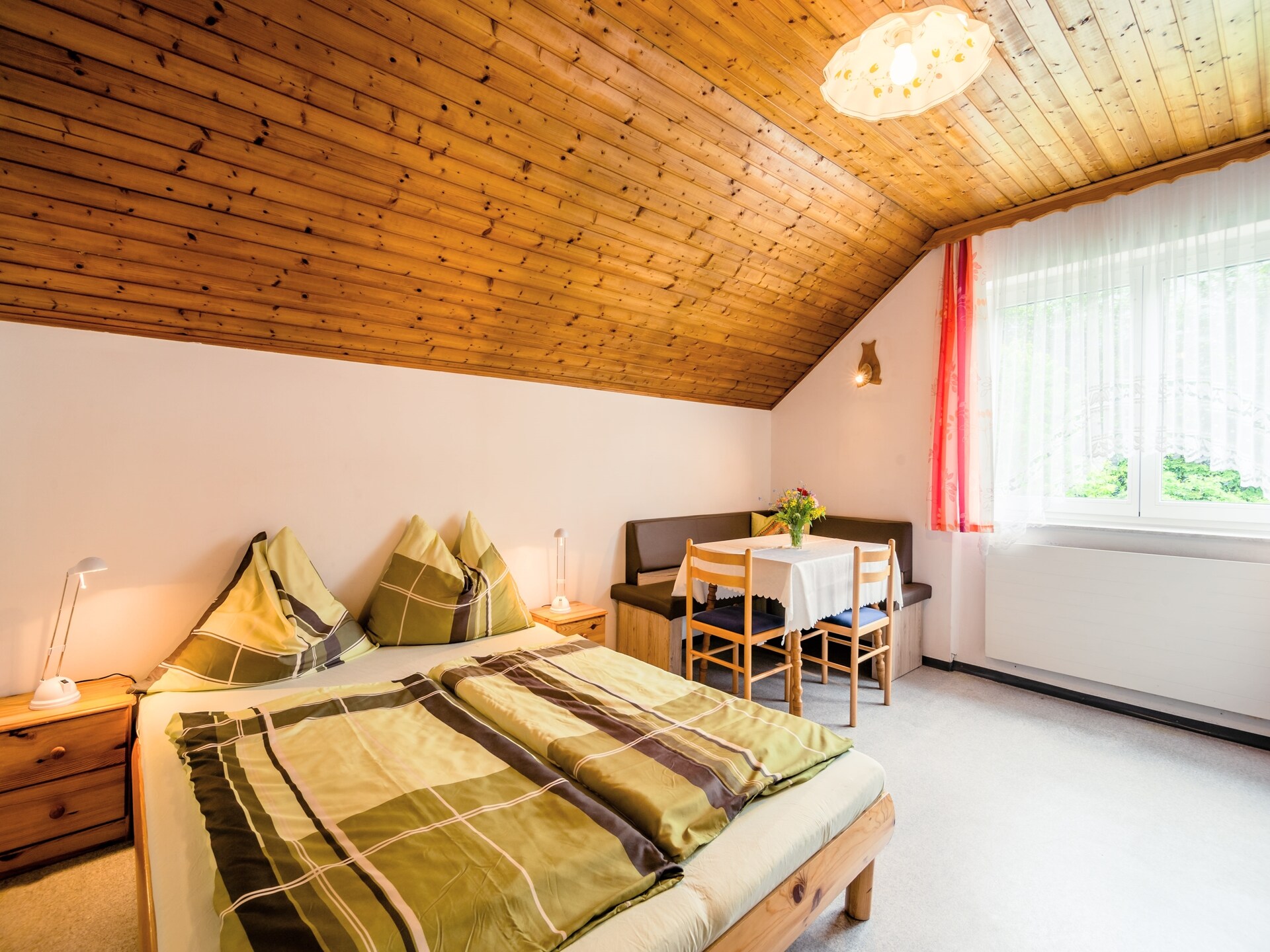 Zonnig appartement met balkon en zwembad, vlakbij skigebied Nassfeld - foto 12