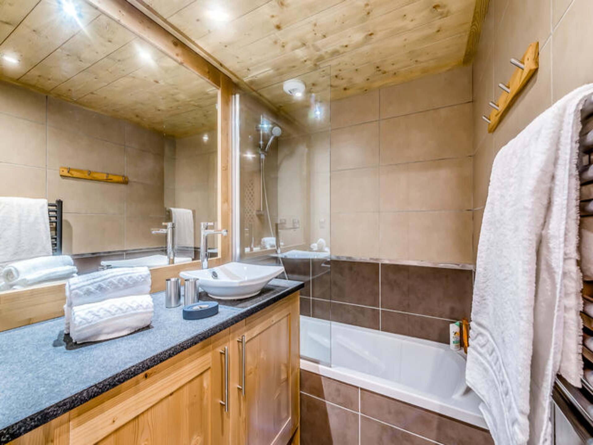 Ruim 8-persoons appartement op 20 meter van de gondellift in Champagny - foto 11