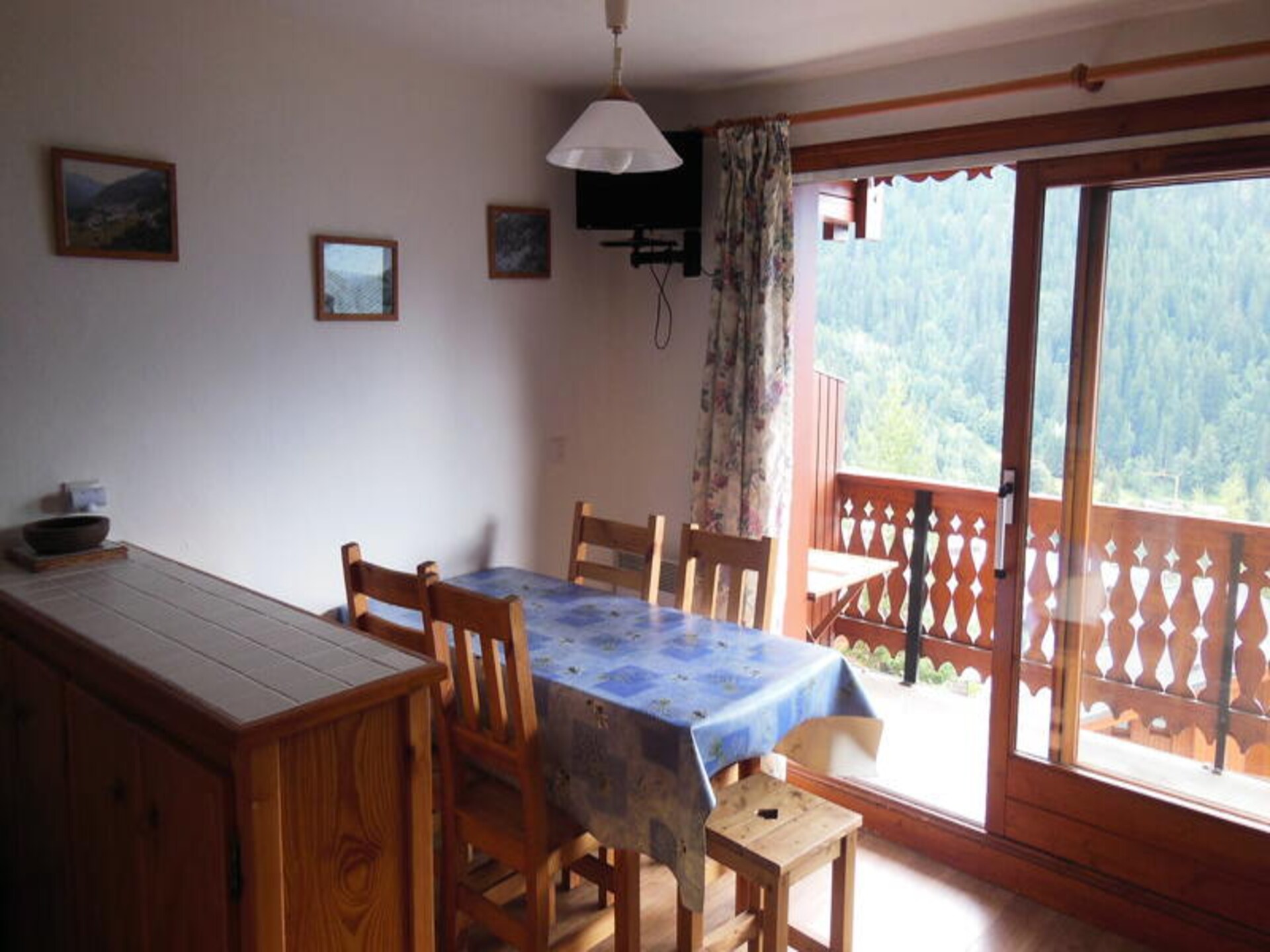 Gezellig appartement in Champagny-en-Vanoise met zuidelijk balkon en skiopslag - foto 12