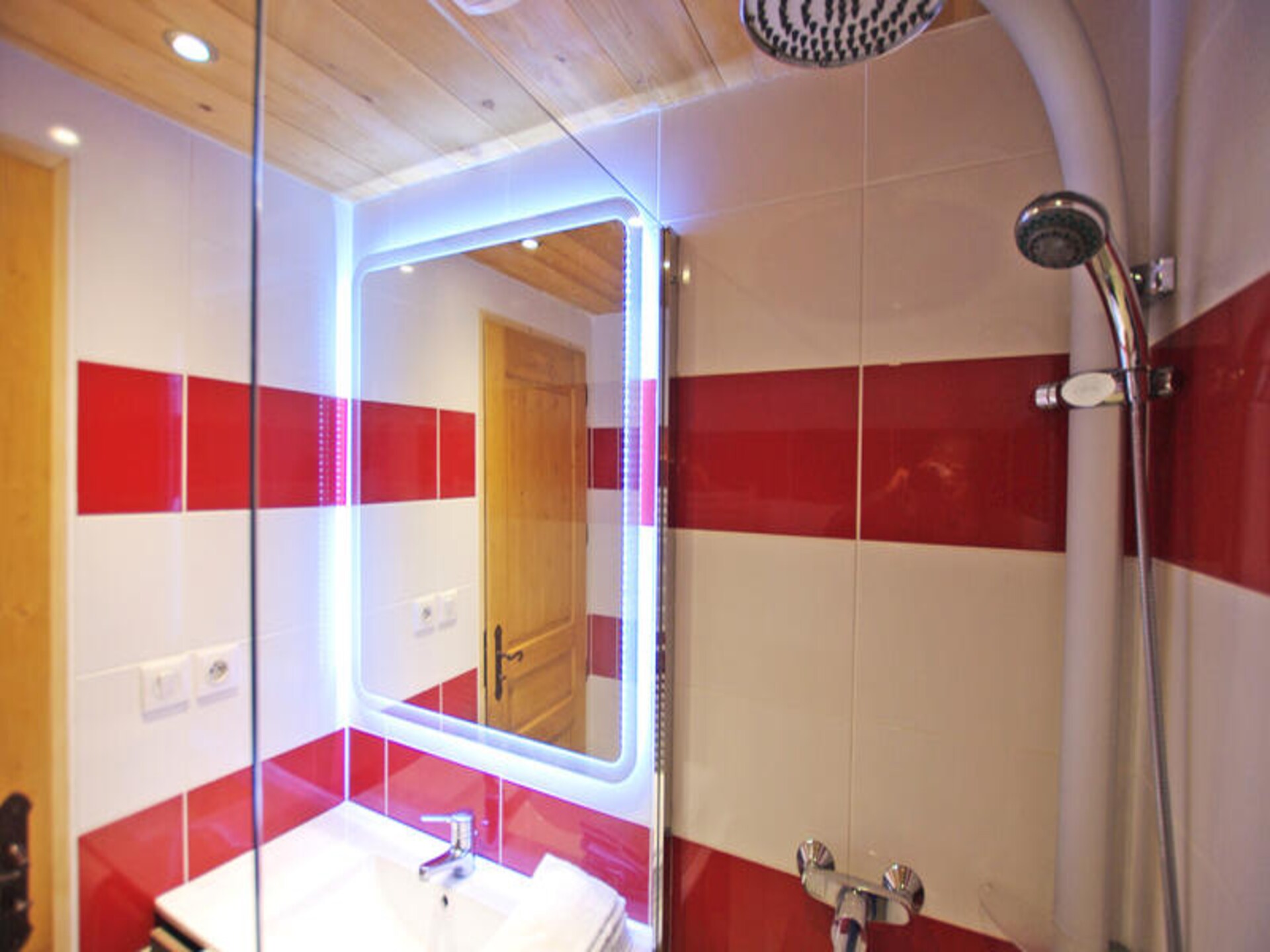 Ruim triplex-appartement voor 12 personen nabij de pistes in Champagny-en-Vanoise - foto 23