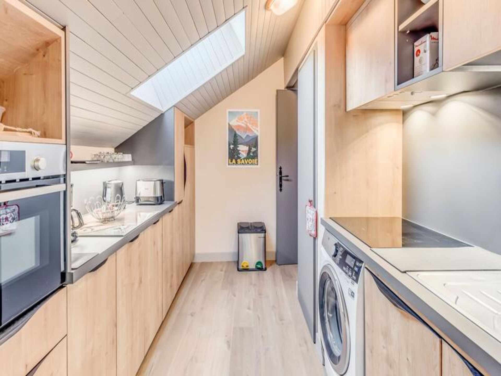 Modern appartement op 4e verdieping met balkon, direct aan de gondel - foto 20
