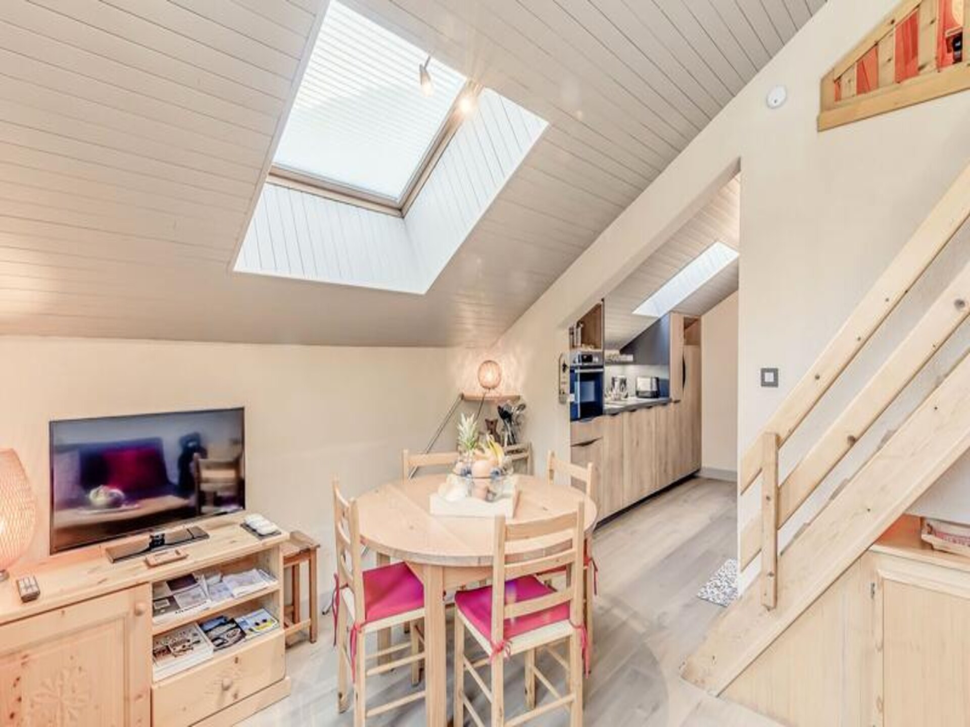 Modern appartement op 4e verdieping met balkon, direct aan de gondel - foto 31