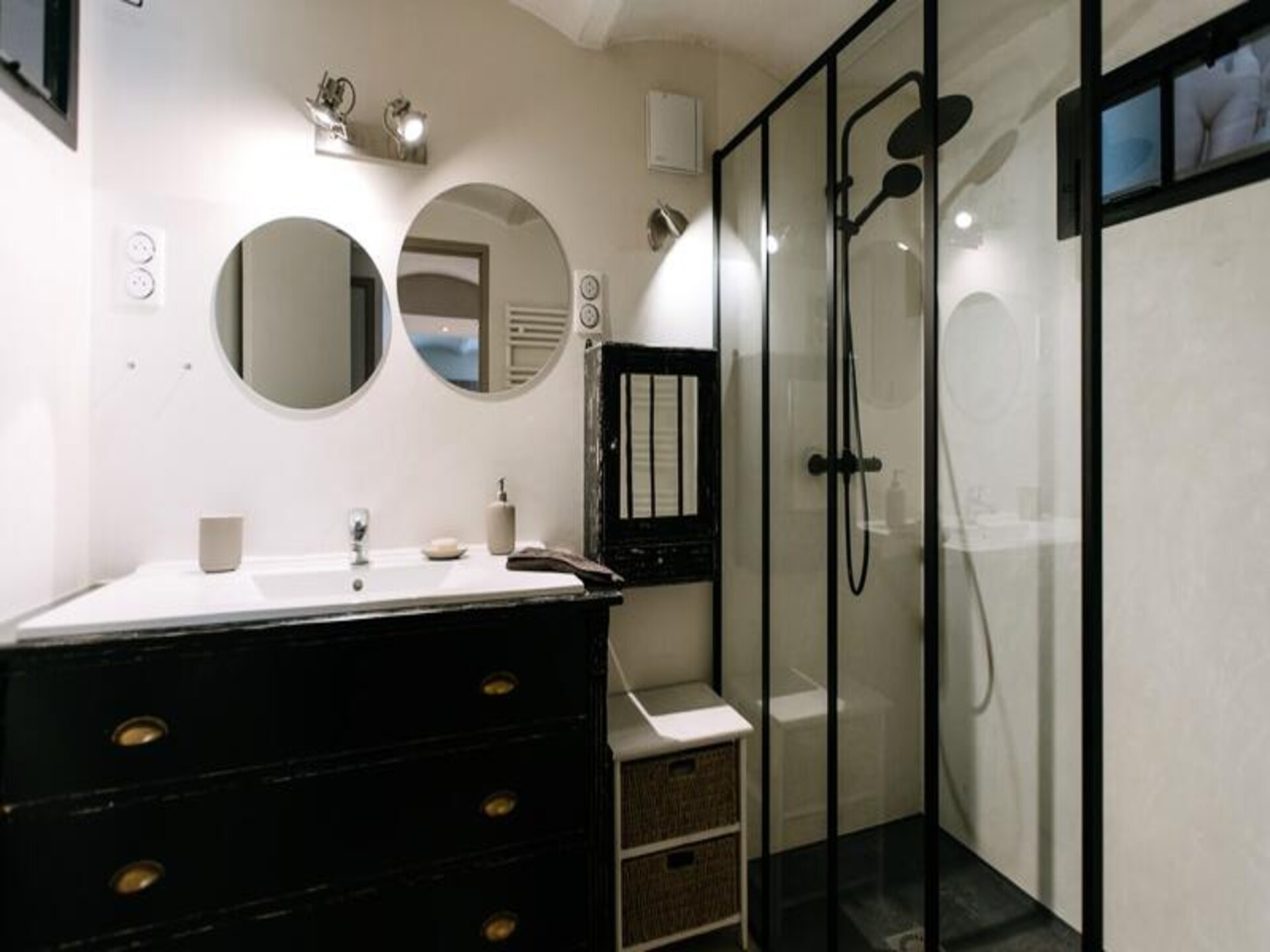 Charmant appartement met tuin in hartje Isle-sur-la-Sorgue, 85m² - foto 19