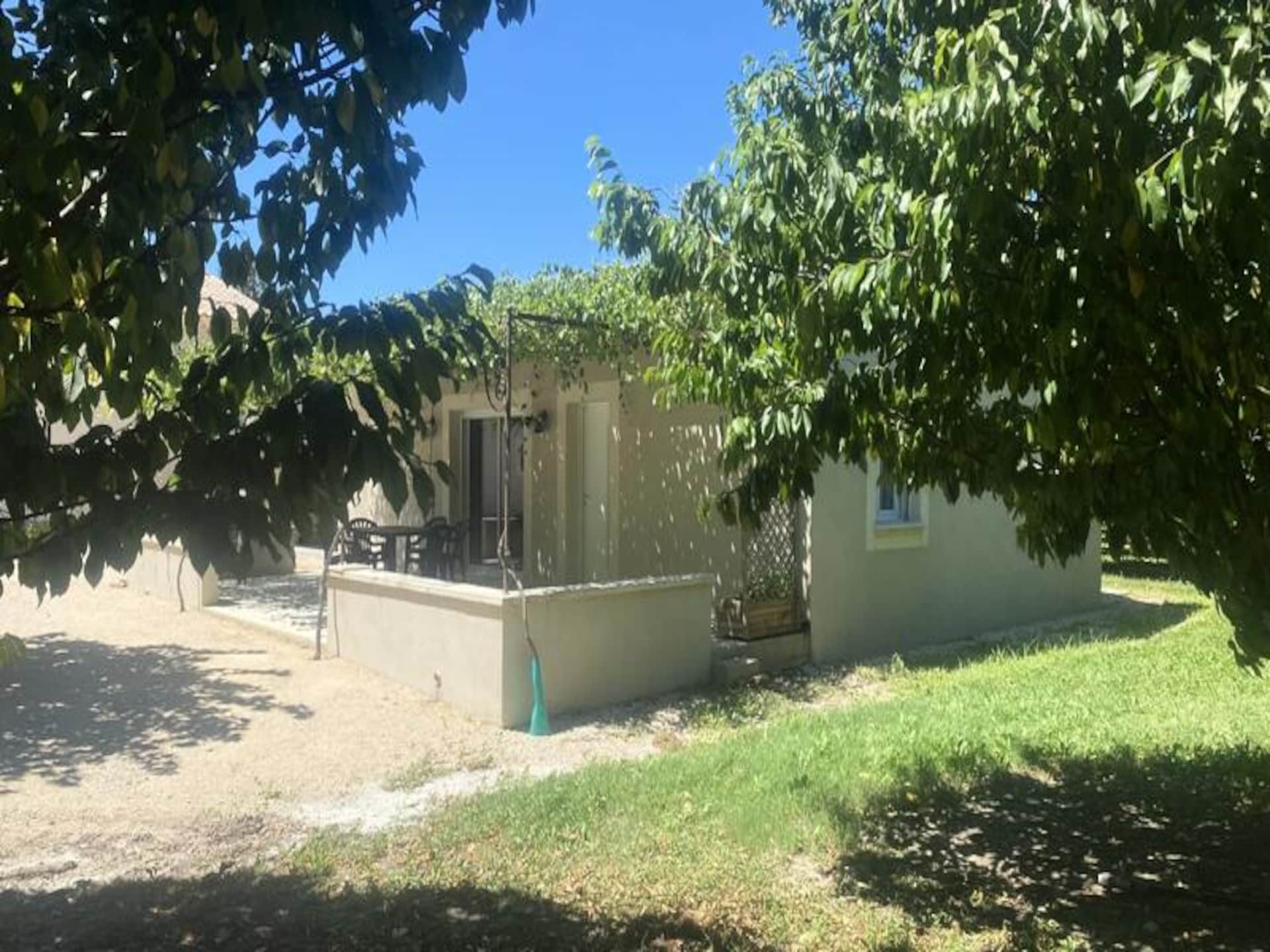Le Ribbou: Sfeervol appartement met tuin in het hart van Isle-sur-la-Sorgue - foto 16