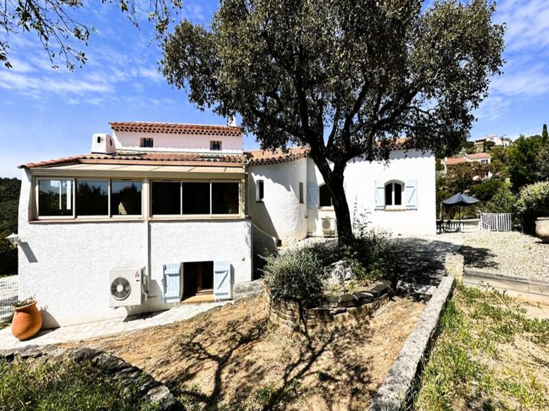 Provençaalse villa met zwembad en uitzicht op de heuvels bij La Londe les Maures - foto 4