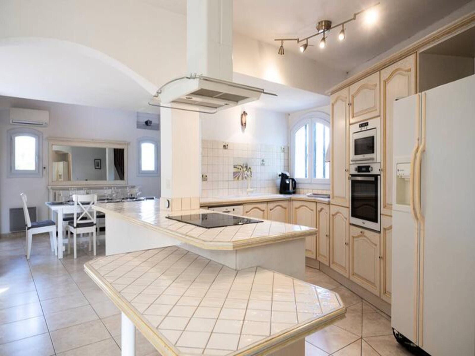 Provençaalse villa met zwembad en uitzicht op de heuvels bij La Londe les Maures - foto 8