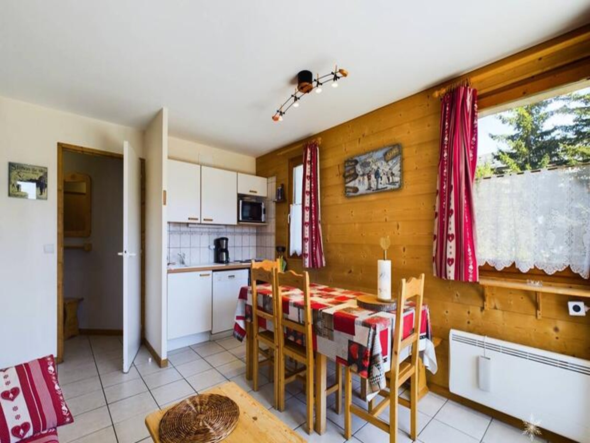 Appartement 6 pers. op 300m van de pistes in Montvalezan met terras op het zuiden - foto 3