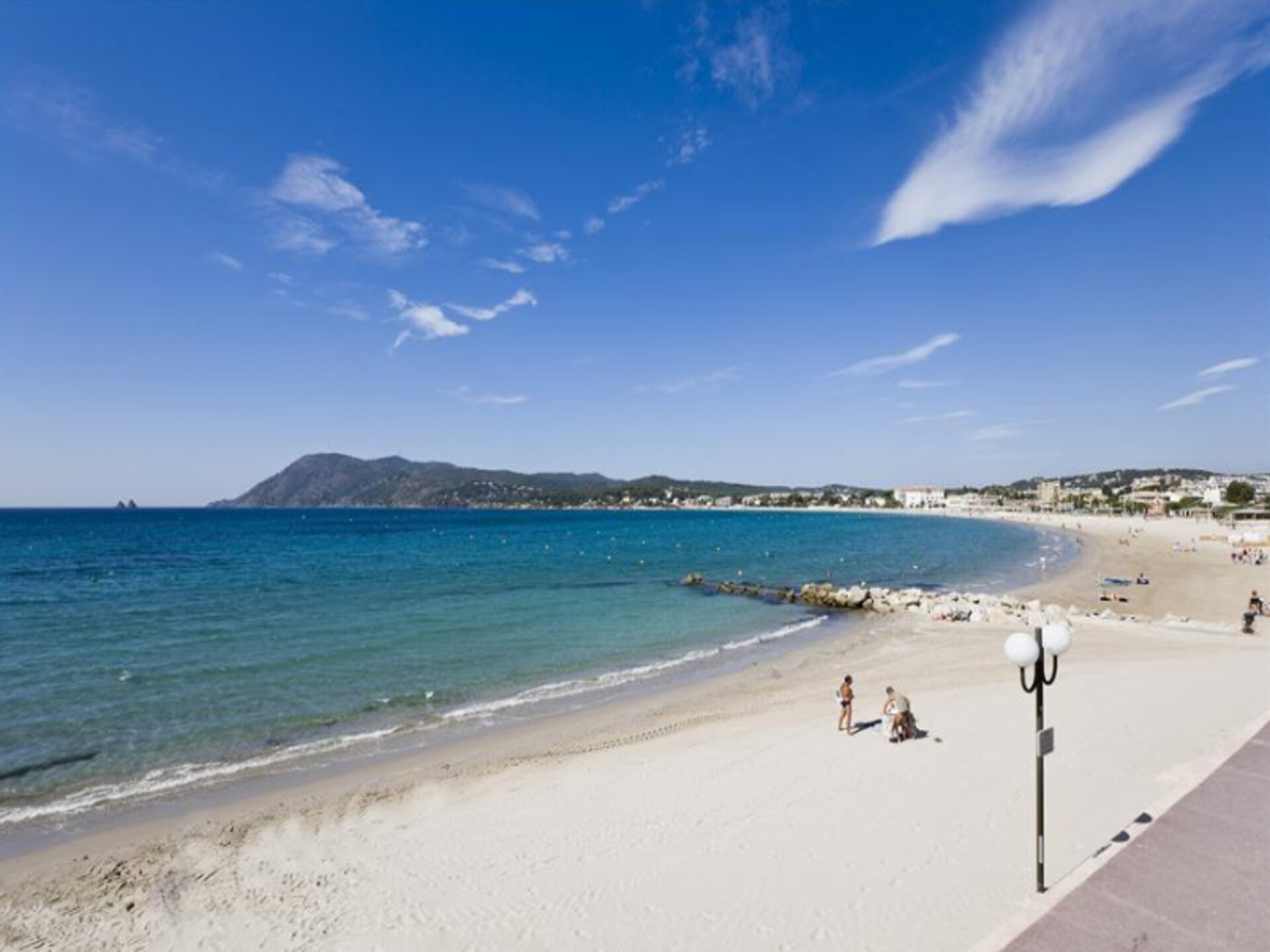 Studio met zeezicht en strand op loopafstand in Les Sablettes - foto 17