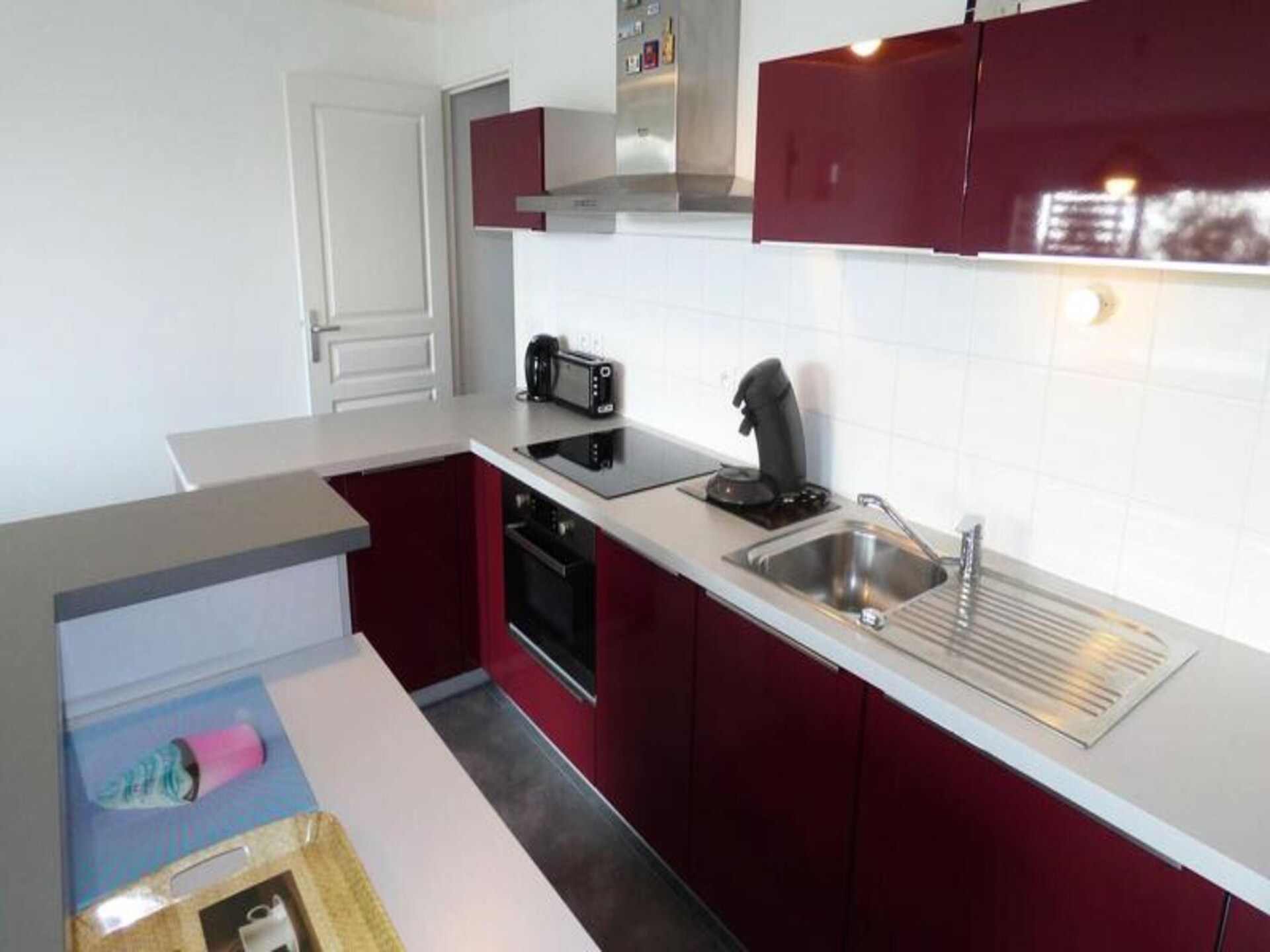 Modern appartement met zeezicht in hartje Les Sablettes, Côte d'Azur - foto 24