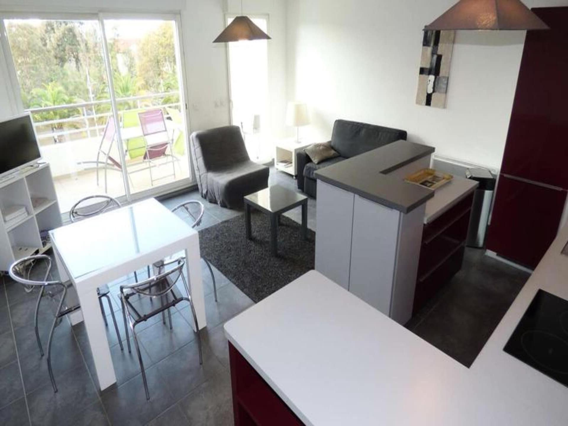 Modern appartement met zeezicht in hartje Les Sablettes, Côte d'Azur - foto 10