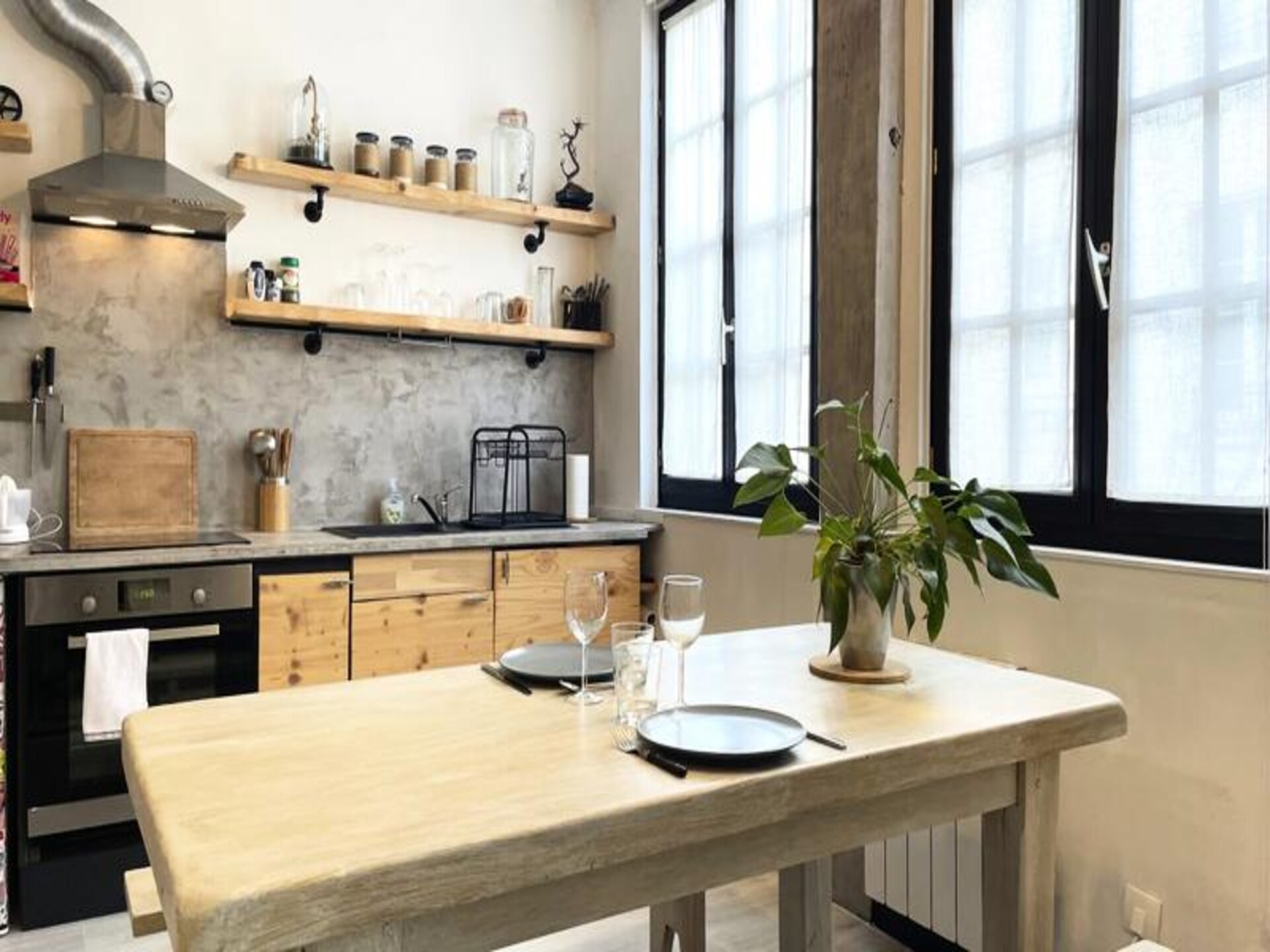 L'île Enchantée: Sfeervol appartement in monumentaal pand op Île Saint-François - foto 15