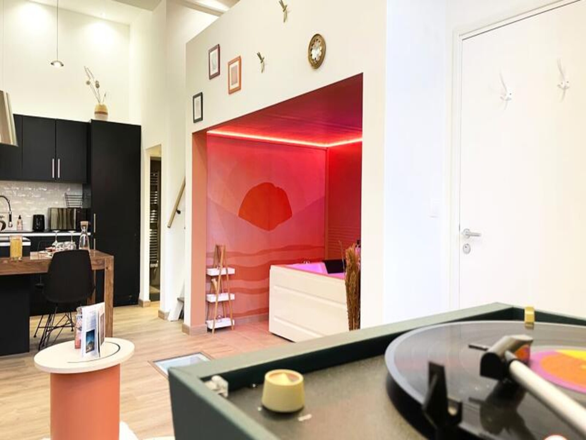 Industriële loft met jacuzzi spa & parkeren in hartje Le Havre - foto 4