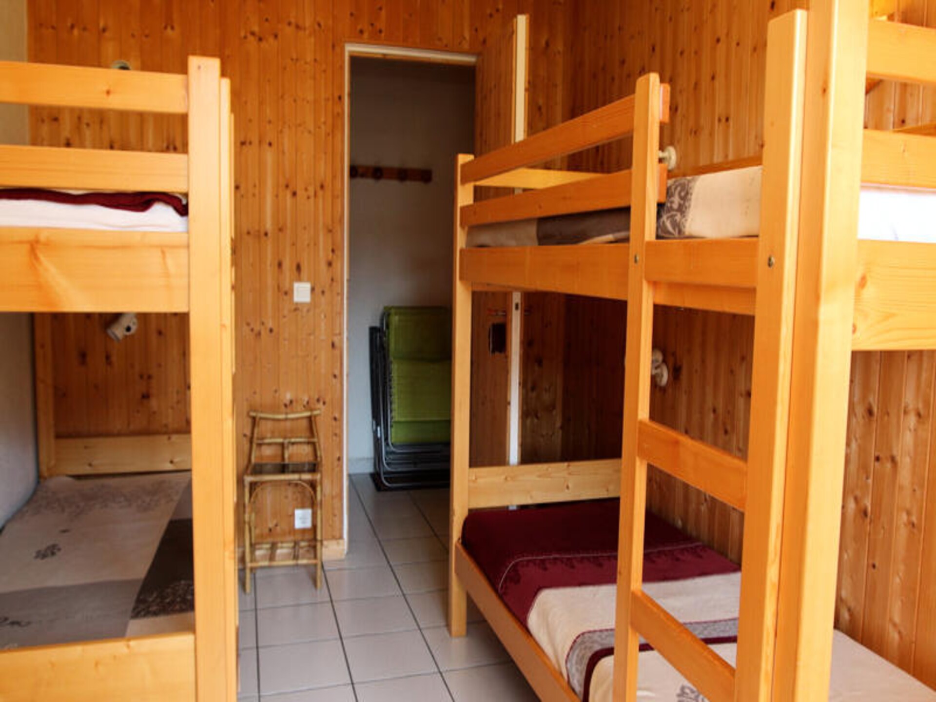 Ruim appartement 6 personen in hartje Les Carroz met zuidbalkon - foto 5