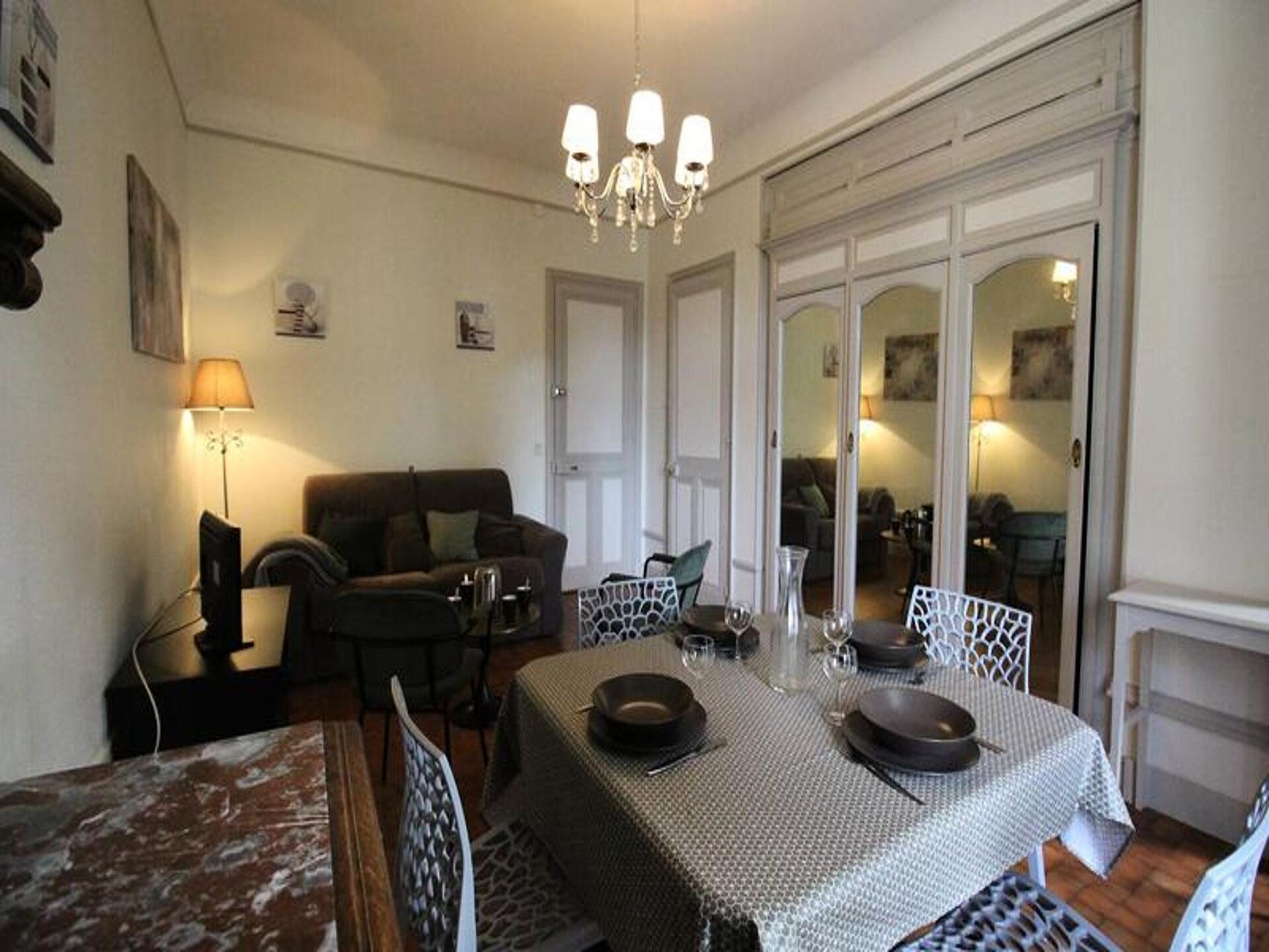 Knus appartement in hartje Bagnères-de-Luchon, vlakbij de markt - foto 8