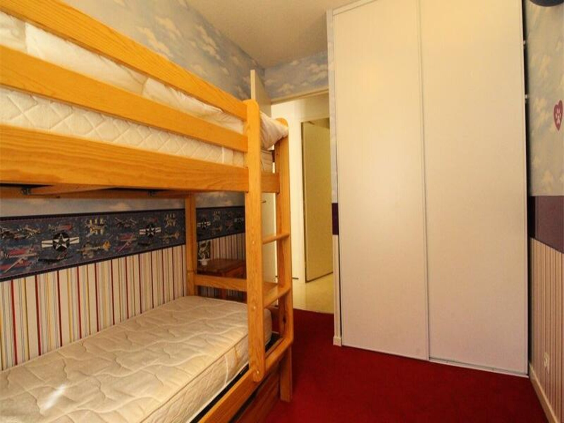 Ruim appartement met bergzicht in Bagneres De Luchon voor 7 personen - foto 9