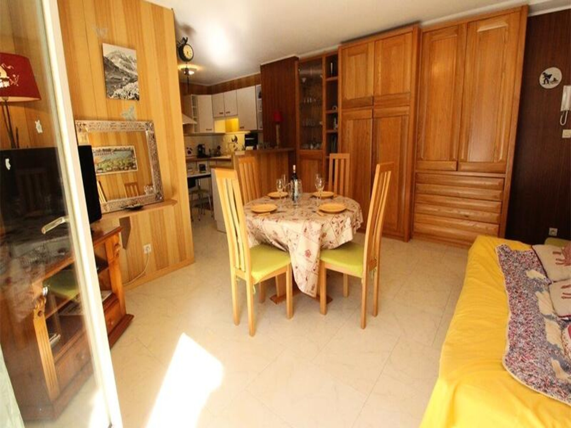 Ruim appartement met bergzicht in Bagneres De Luchon voor 7 personen - foto 14