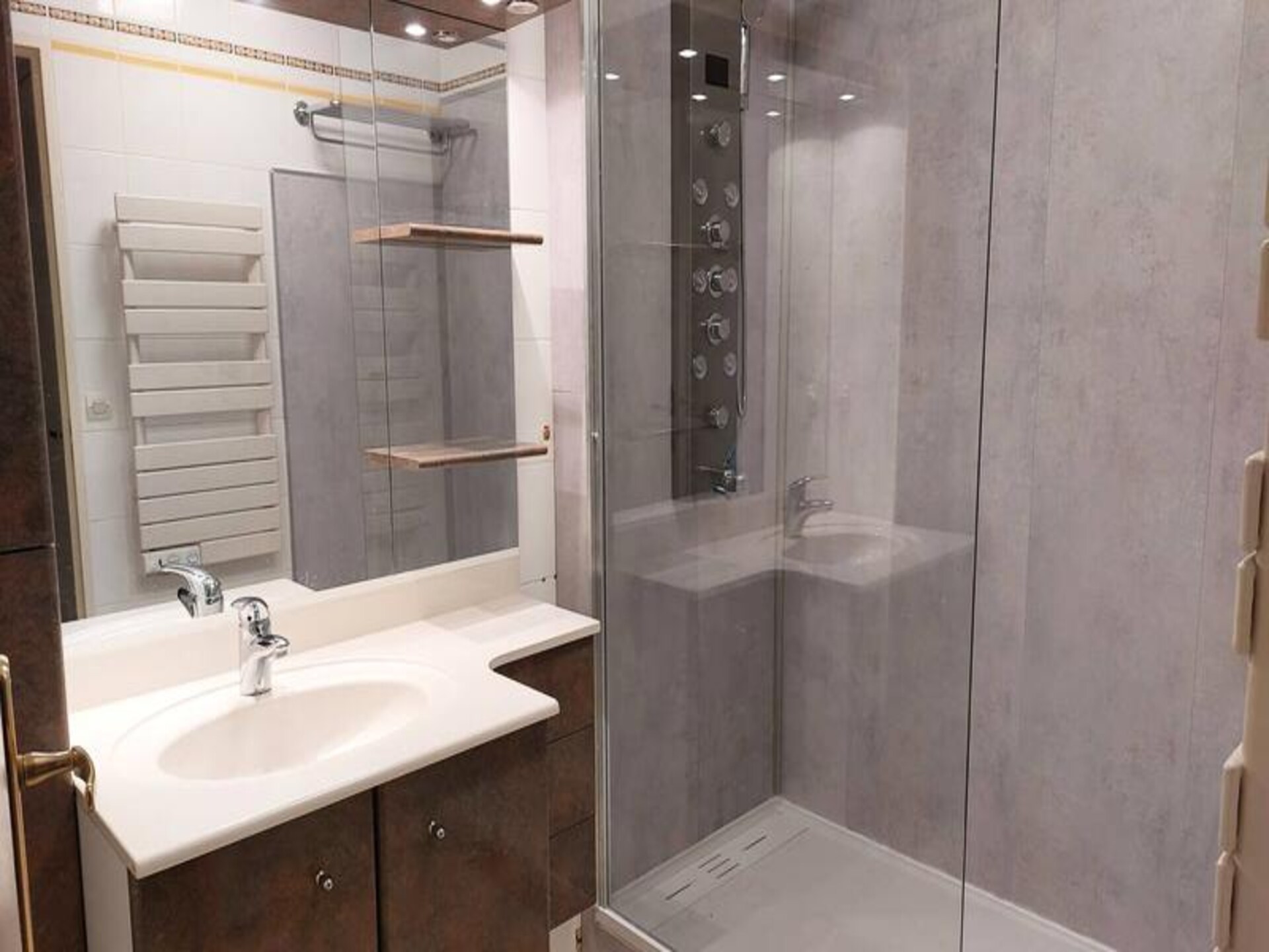 Ruim appartement met bergzicht in Bagneres De Luchon voor 7 personen - foto 15