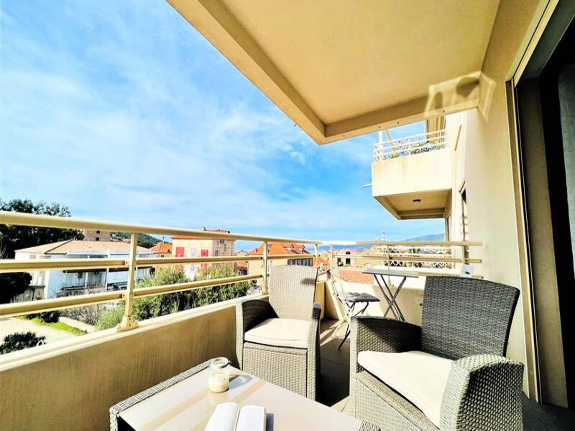 Licht appartement in Propriano met airco, vlakbij centrum en strand - foto 11