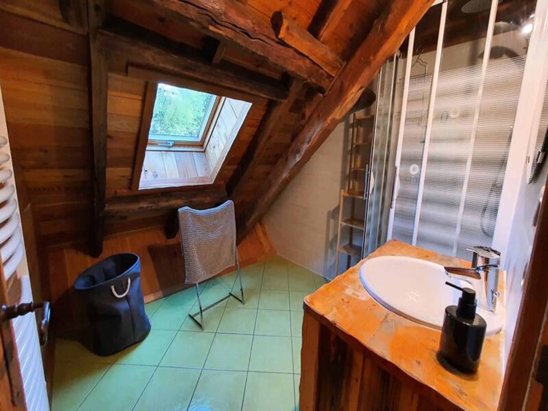 Ruim chaletappartement voor 9 personen met bergzicht in Saint Chaffrey - foto 17