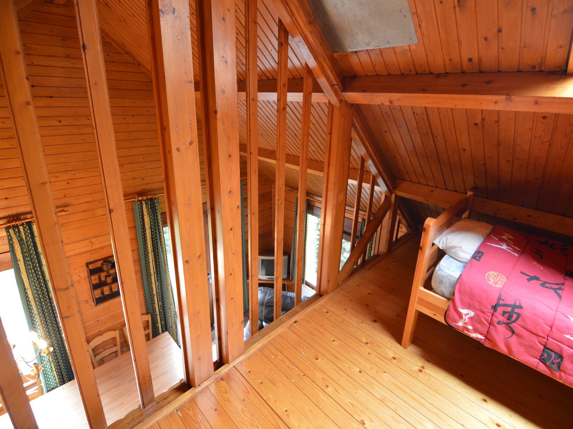 Op 1,0 km van de piste: Ruim chalet Névada voor 8 personen in Ovifat - foto 14