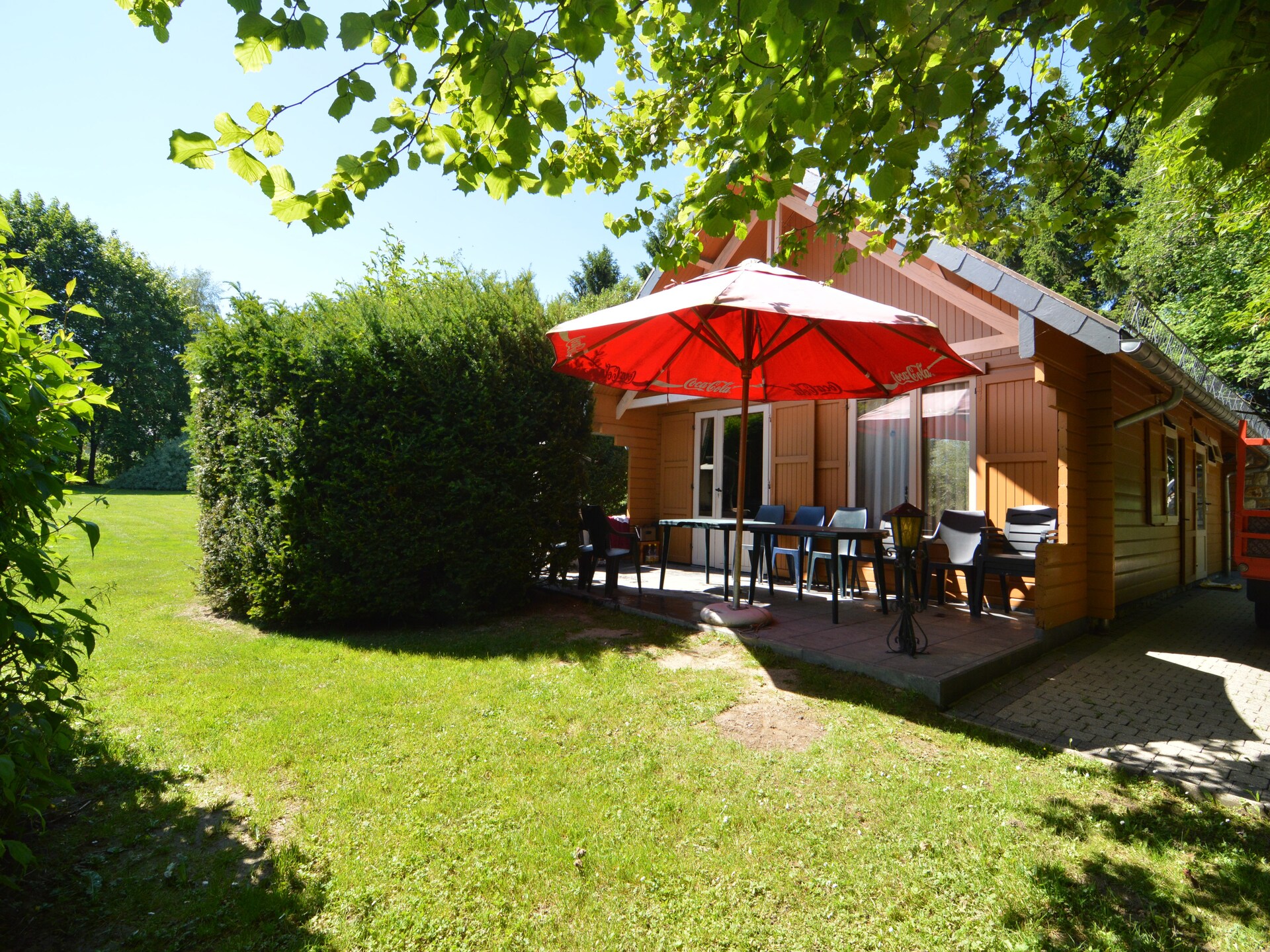 Op 1,0 km van de piste: Ruim chalet Névada voor 8 personen in Ovifat - foto 6