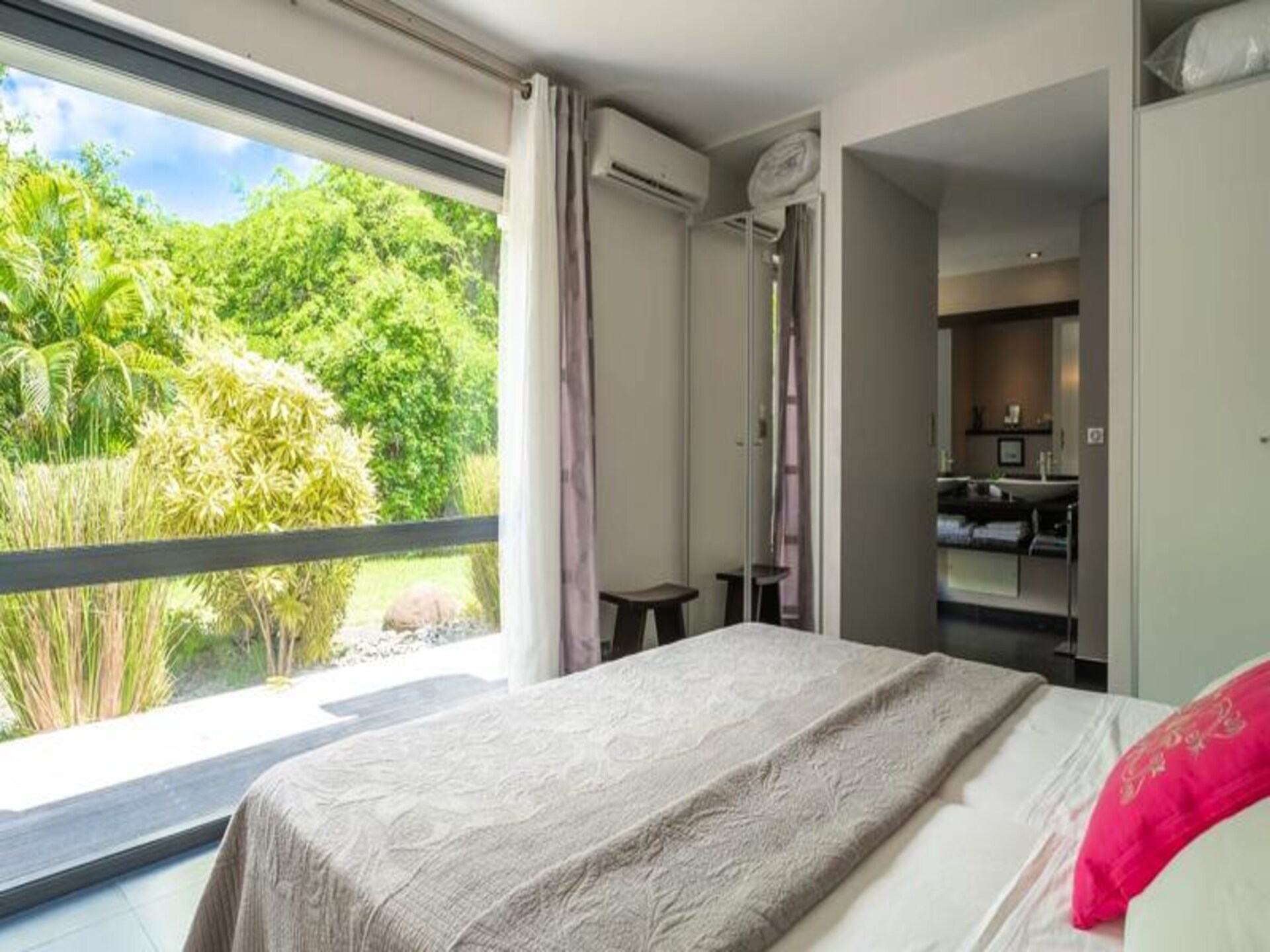 Villa Azur: Eigentijds appartement met privézwembad in Saint-François - foto 14