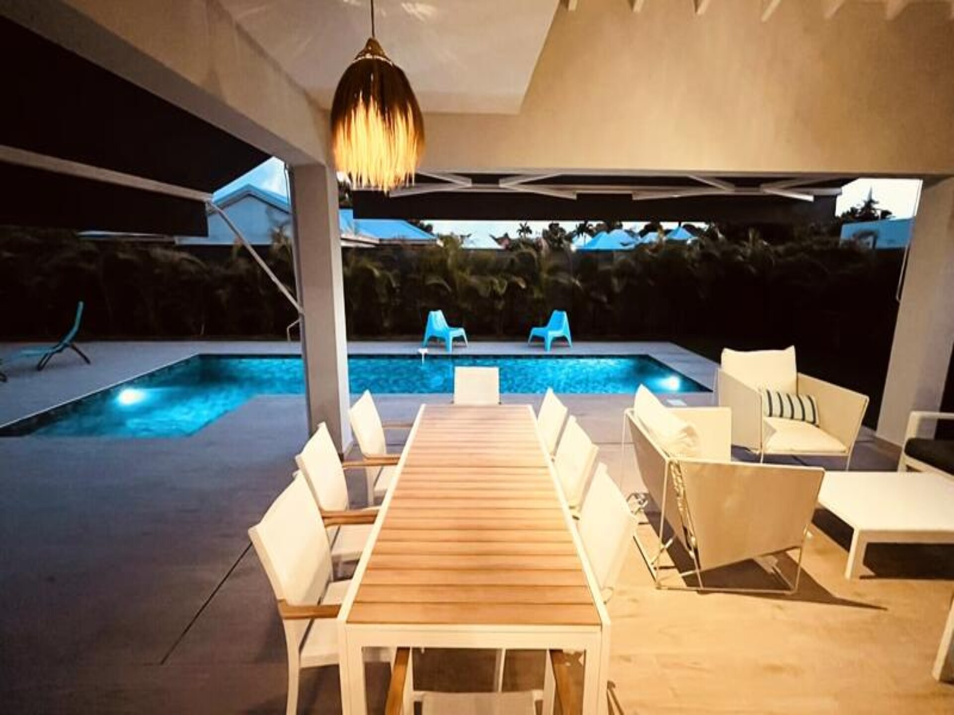 Luxe appartement in Saint-François met 4 slaapkamers, tuin en airco - foto 9
