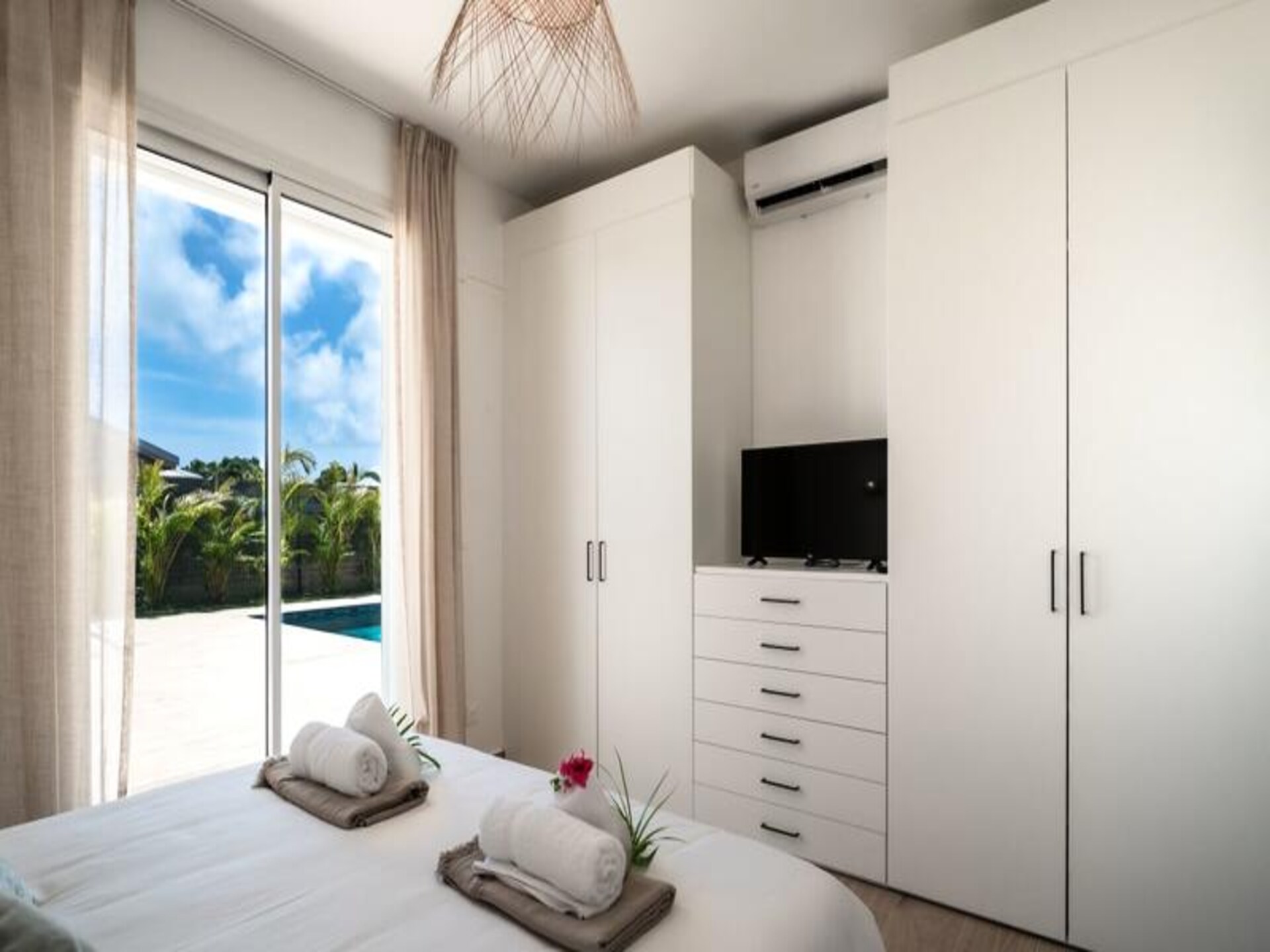 Luxe appartement in Saint-François met 4 slaapkamers, tuin en airco - foto 42