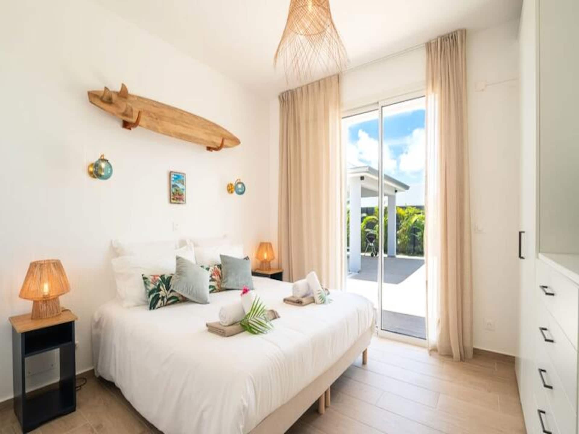 Luxe appartement in Saint-François met 4 slaapkamers, tuin en airco - foto 45