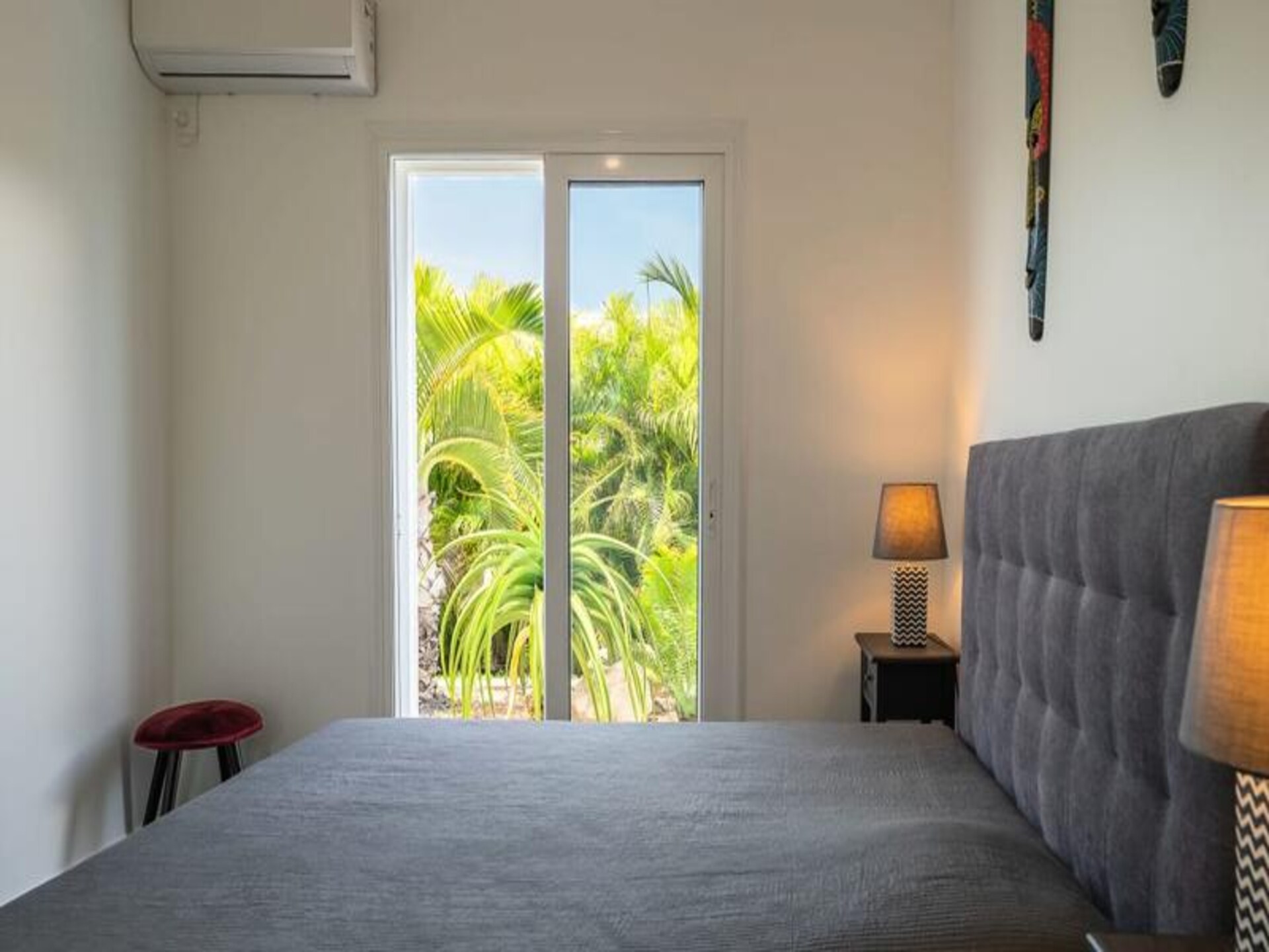 Luxe villa met 4 suites, privézwembad en tuin op 3 minuten van het strand - foto 14