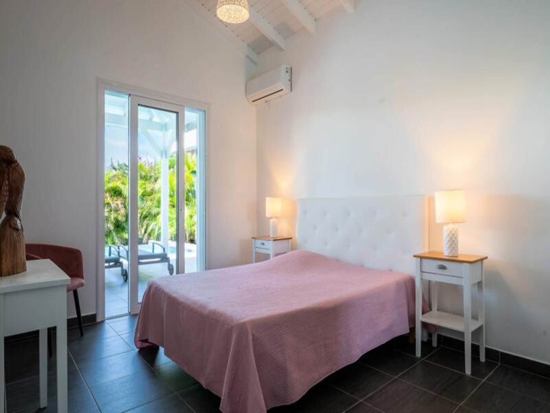 Luxe villa met 4 suites, privézwembad en tuin op 3 minuten van het strand - foto 17