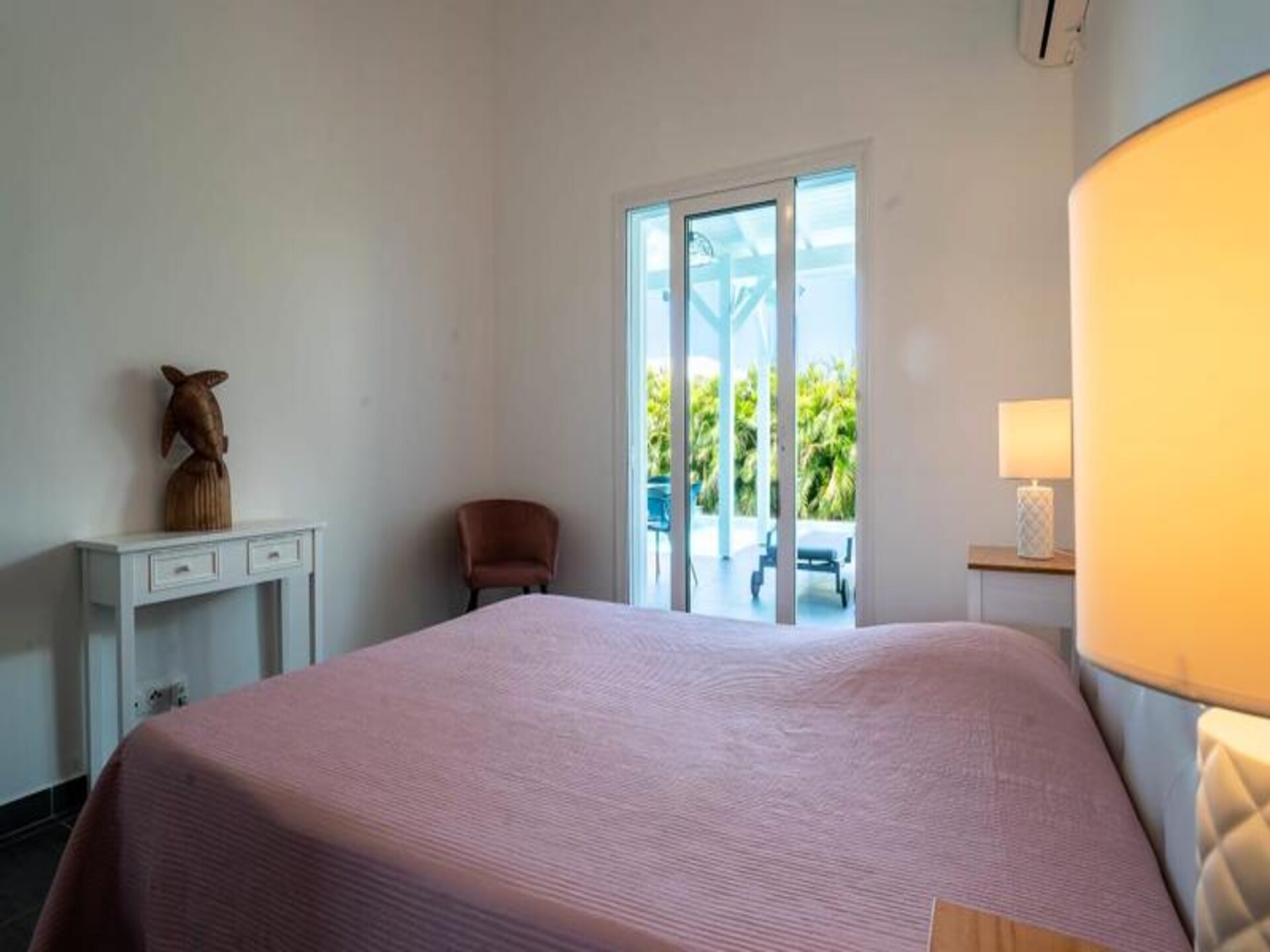 Luxe villa met 4 suites, privézwembad en tuin op 3 minuten van het strand - foto 18