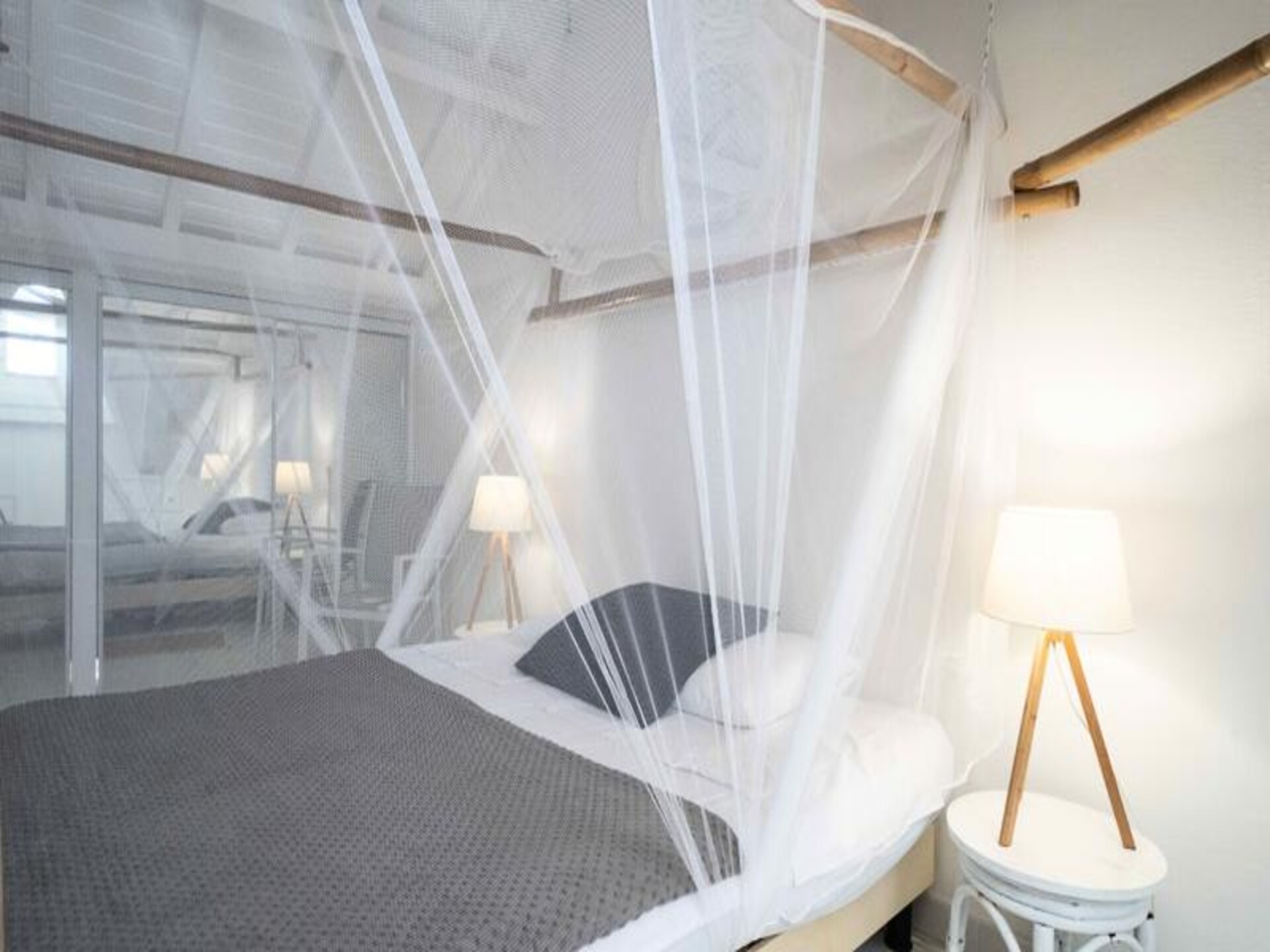 Licht appartement aan jachthaven Saint-François met zwembaden - foto 14