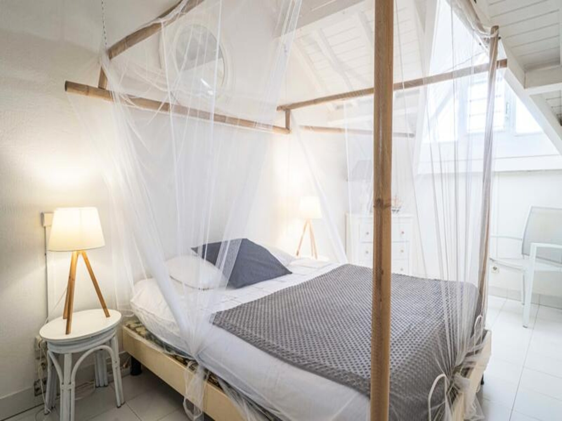 Licht appartement aan jachthaven Saint-François met zwembaden - foto 15