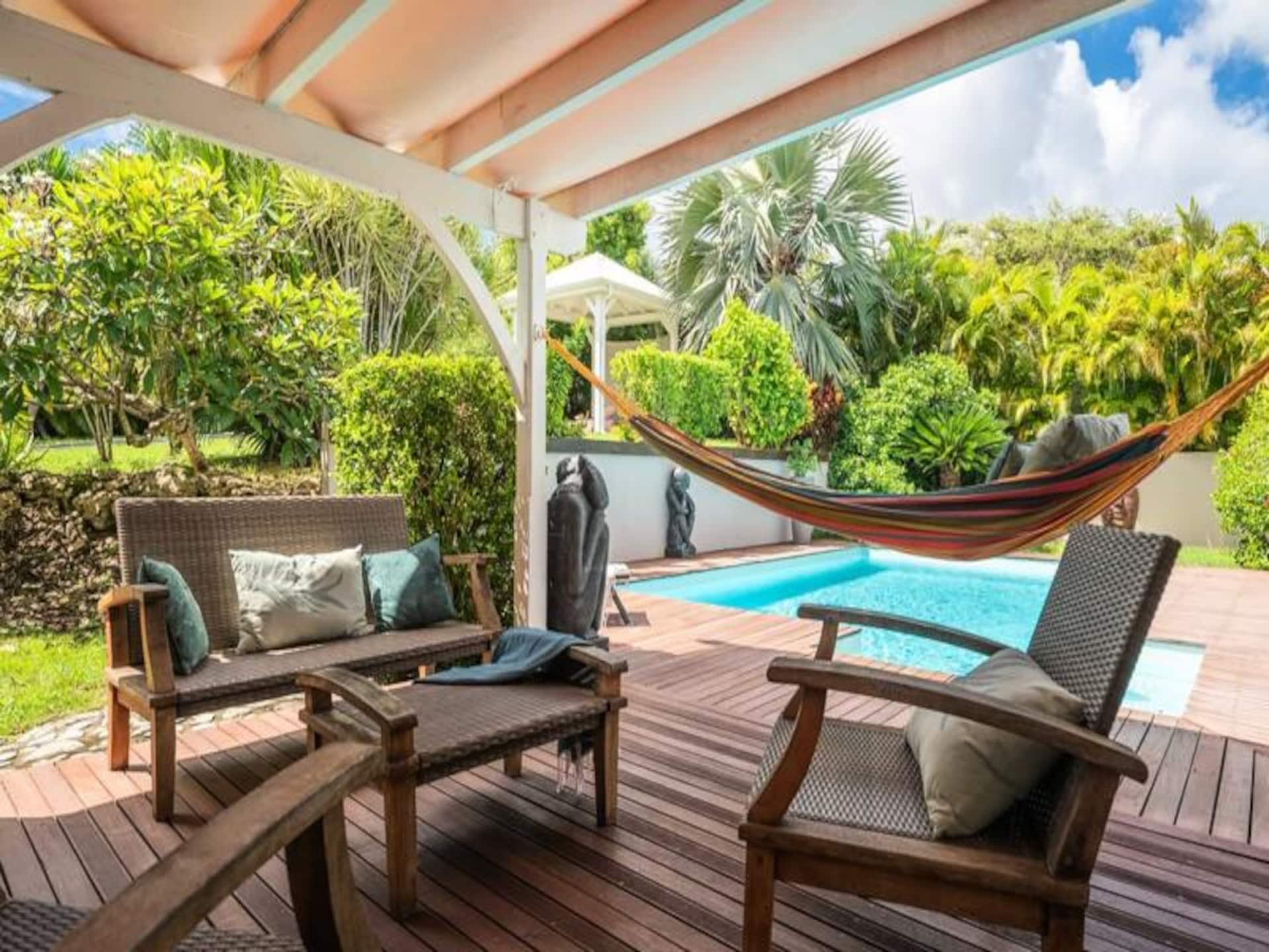 Luxe villa met privézwembad en jacuzzi op loopafstand van strand Saint-François - foto 11