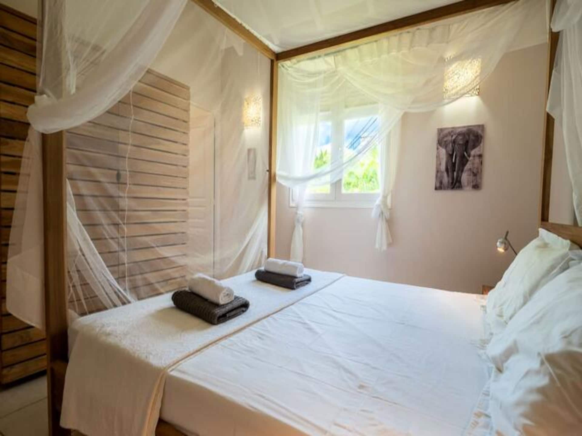 Luxe villa met privézwembad en jacuzzi op loopafstand van strand Saint-François - foto 41