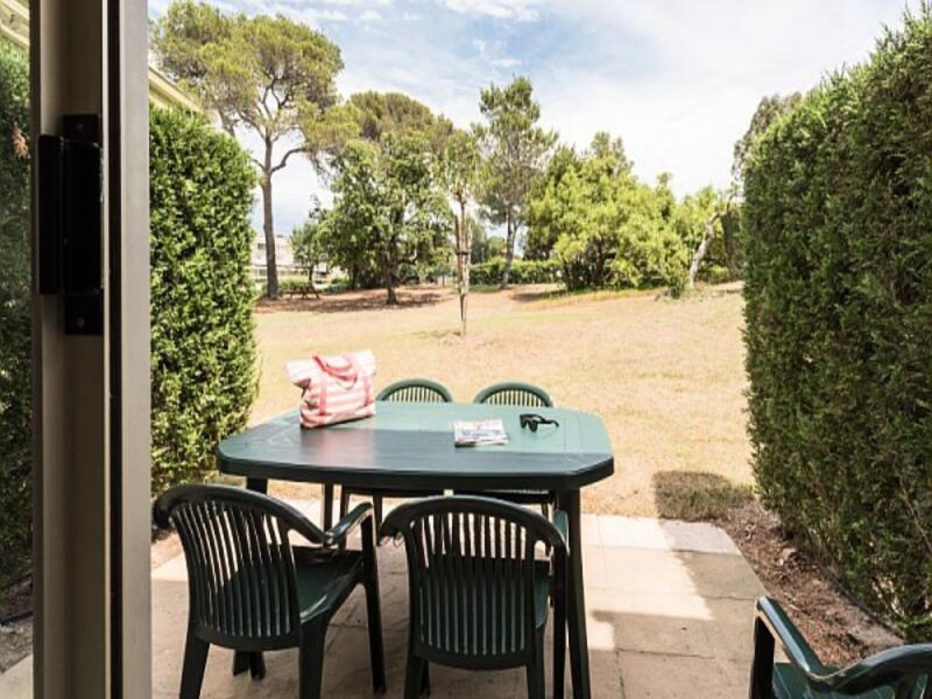 Gerenoveerd appartement nabij strand en baai in Saint-Raphaël - foto 15