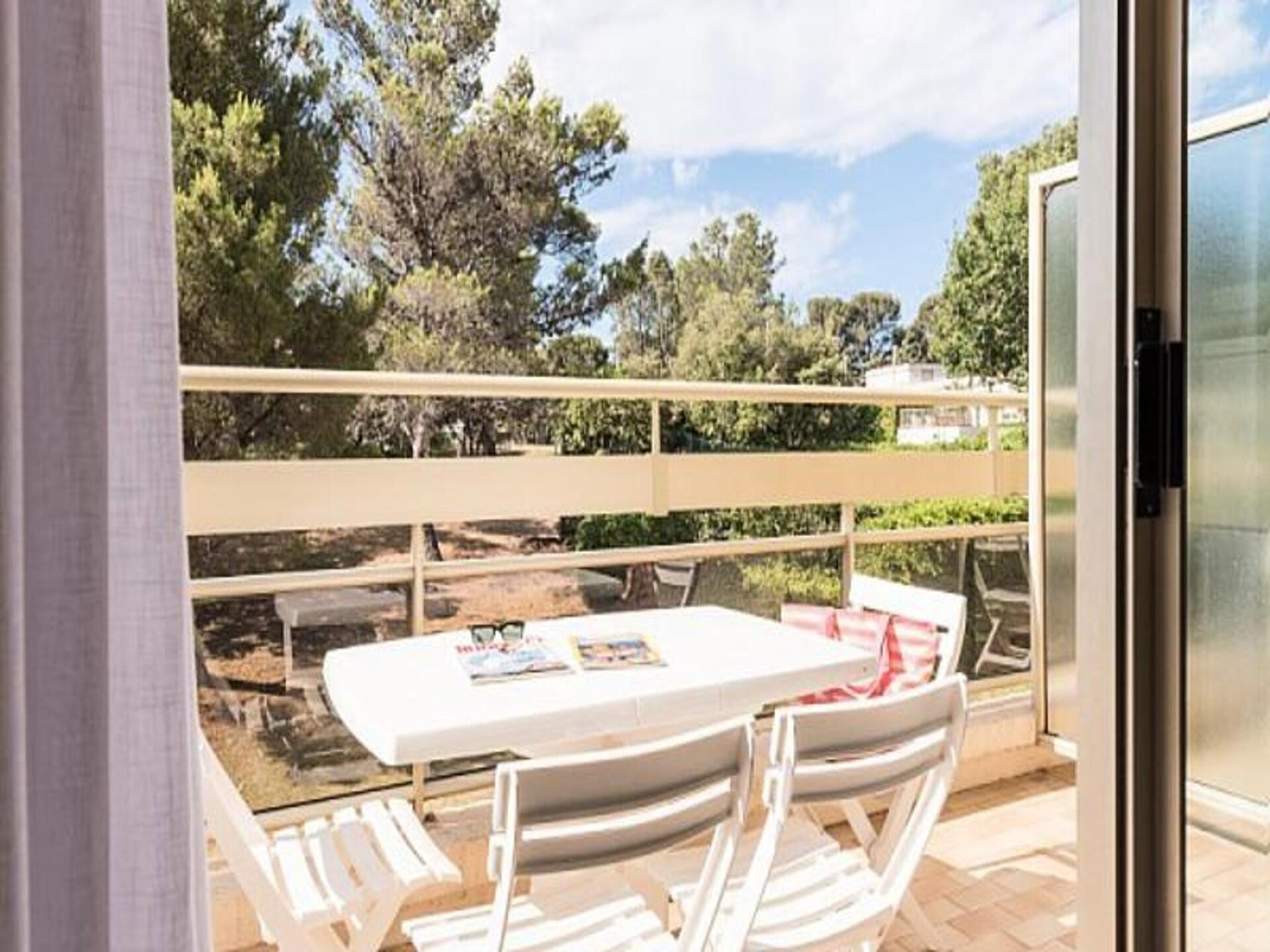 Familieappartement met tuinzicht op 300m van de baai in Saint-Raphaël - foto 25