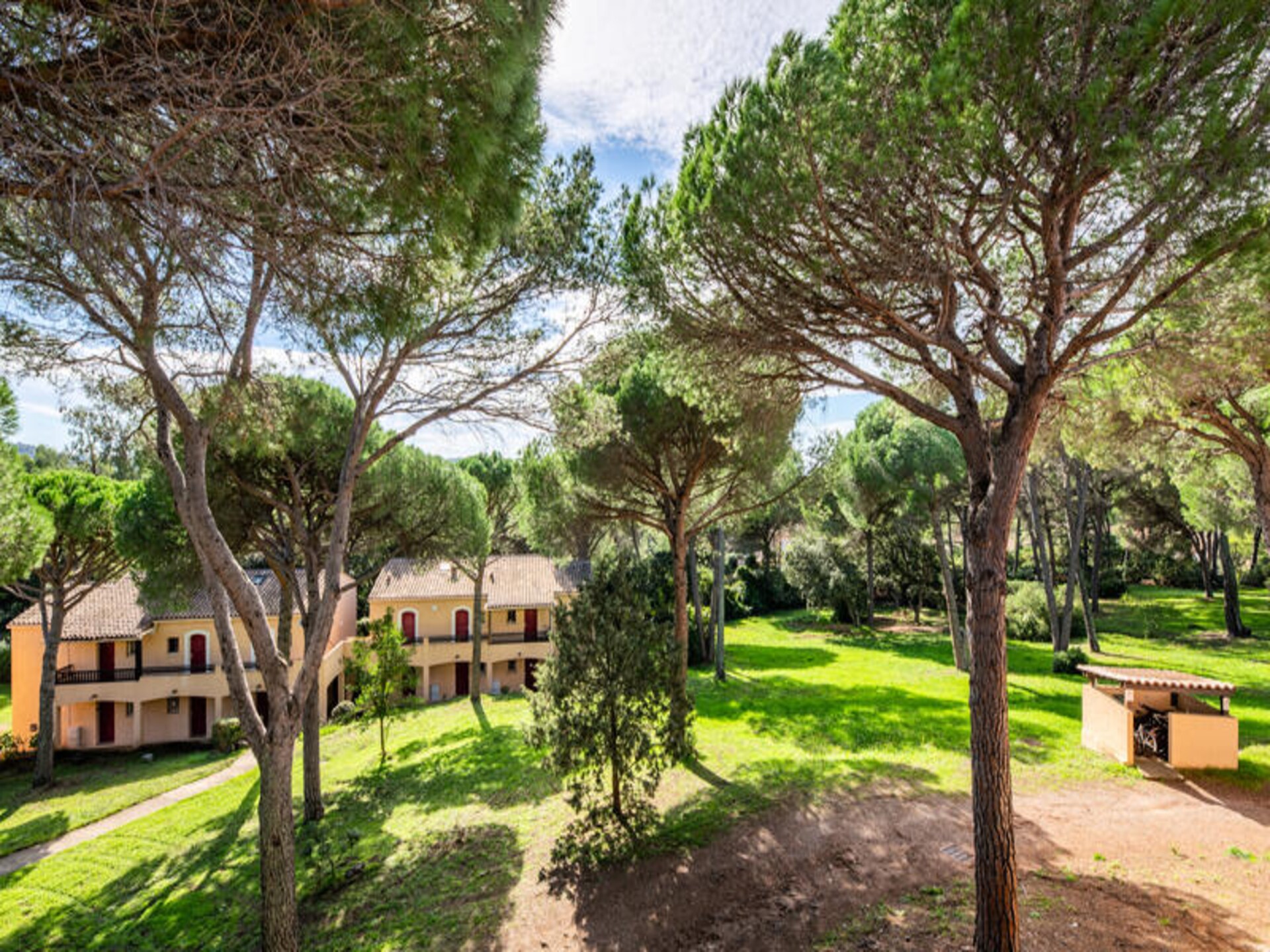 Knus appartement met zwembad nabij Saint-Raphaël en golfbaan - foto 31