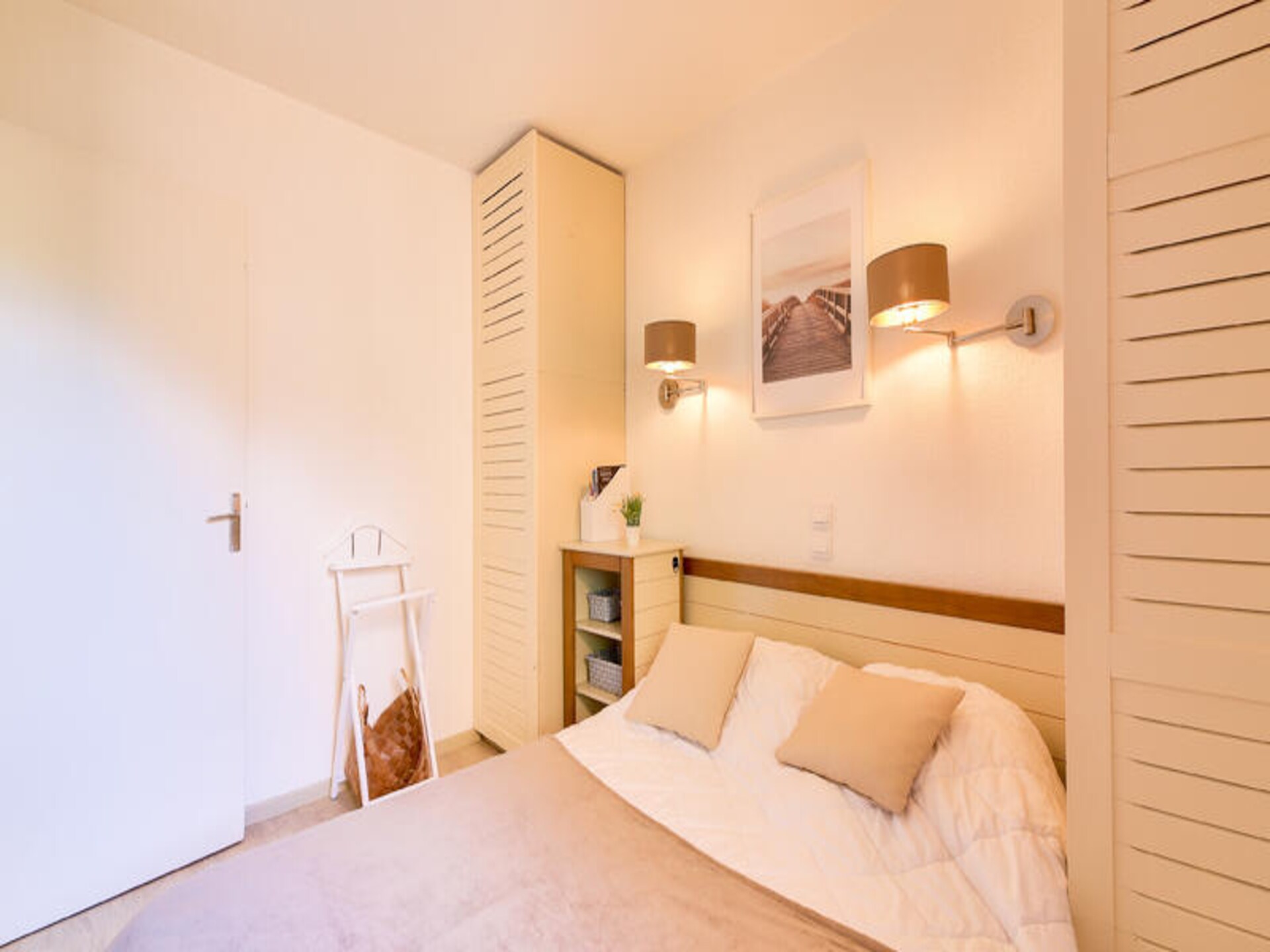 Licht appartement met terras aan bosrand, zwembad en golfbaan op 400m - foto 24