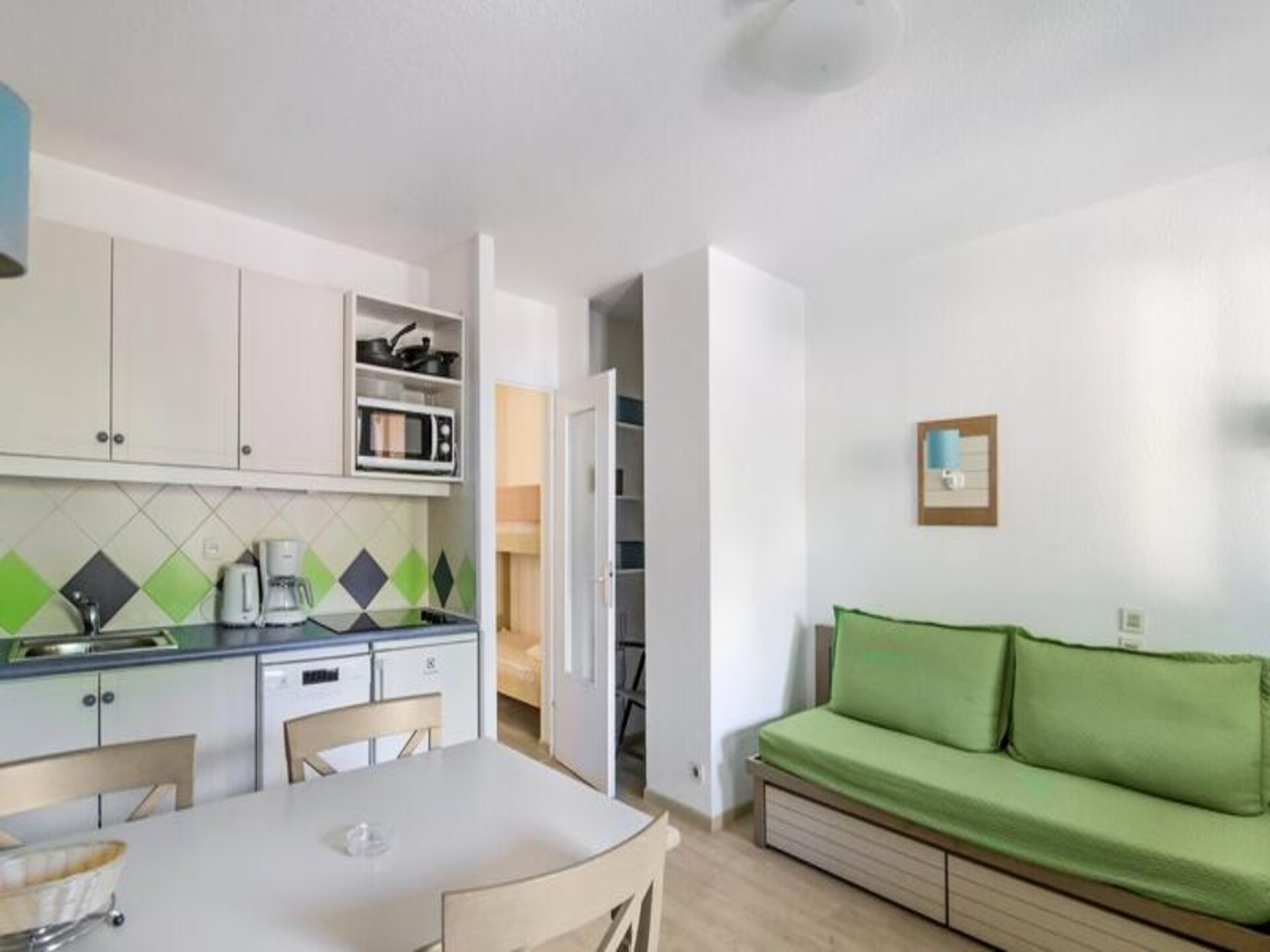 Zonnig appartement met zwembad nabij Saint-Raphaël, 15 min van strand - foto 23